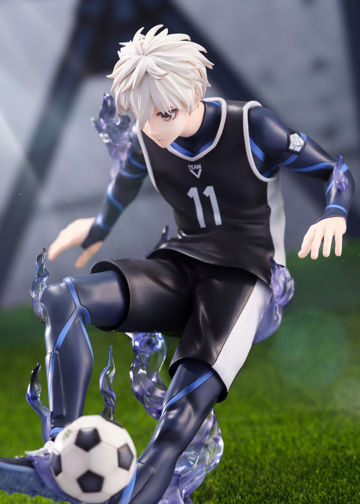 furyu-f-nex-nagi-seishiro-1-7-figur-blue-lock-trap-version image 2