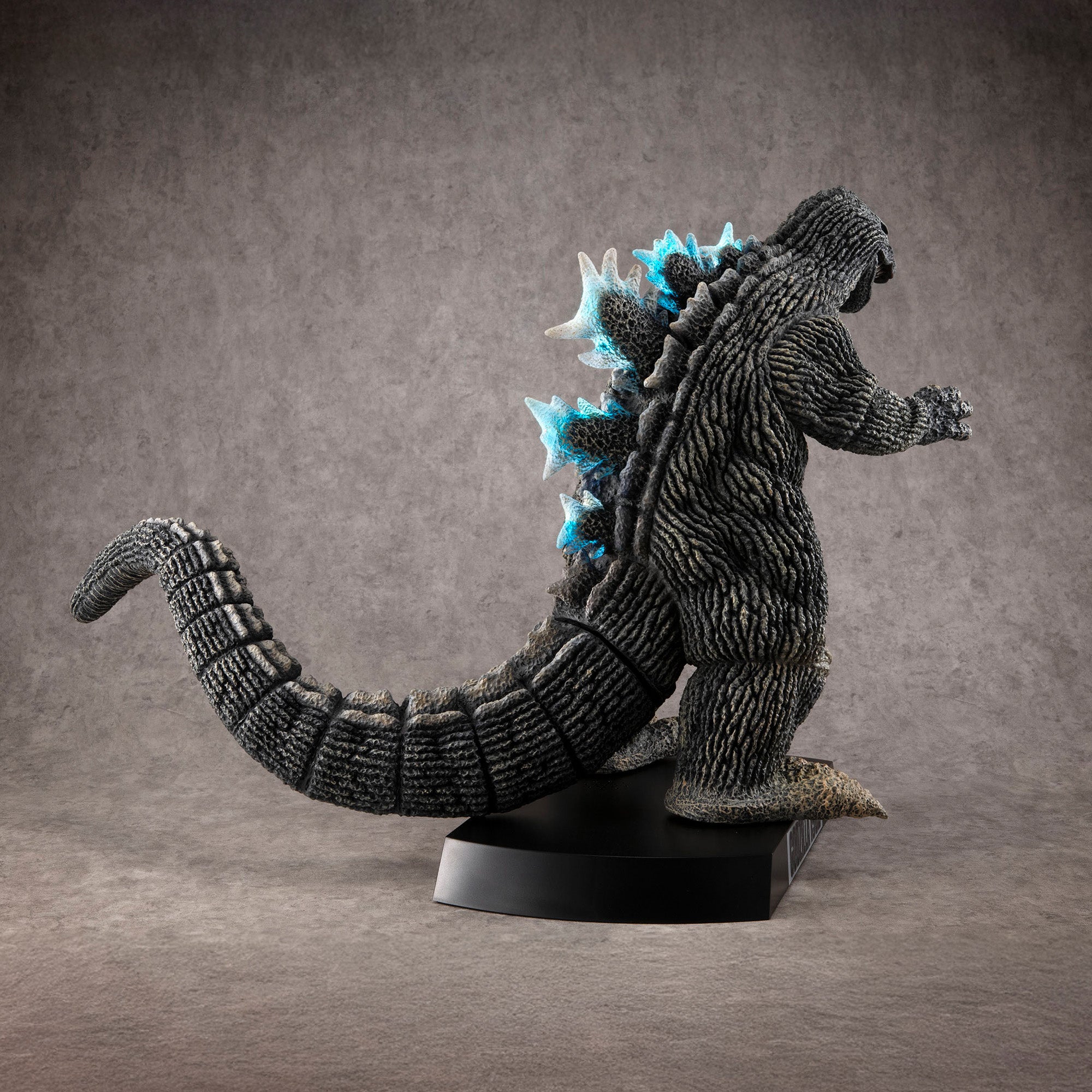 ua-monsters-godzilla-1962-fuji-sammlerfigur-30cm-licht-sound image 4