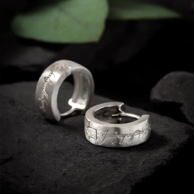 elbenwald-herr-der-ringe-creolen-ohrringe-mit-ringspruch image 1