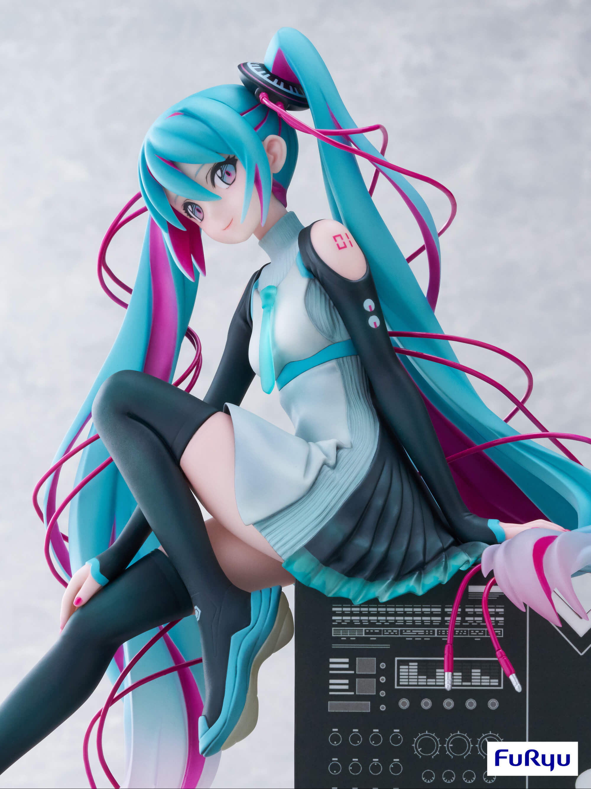 furyu-f-nex-hatsune-miku-x-mtv-1-7-figur image 8