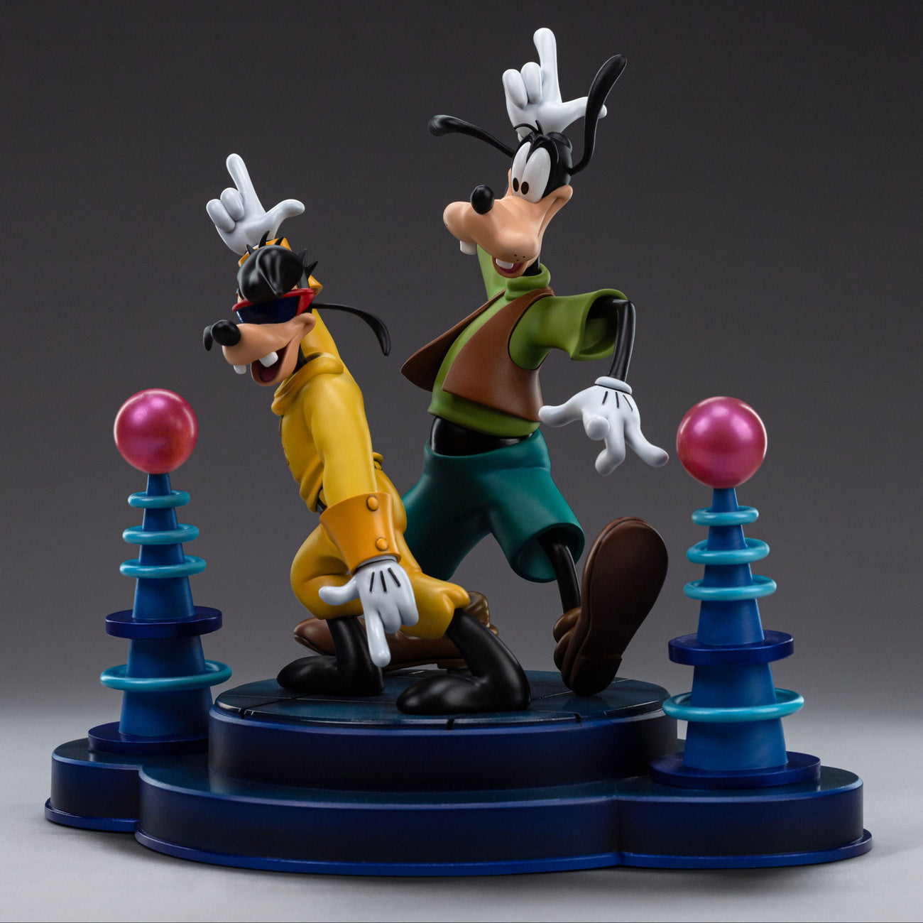 goofy-der-film-goofy-and-max-art-scale-statue-1-10-24-cm image 3