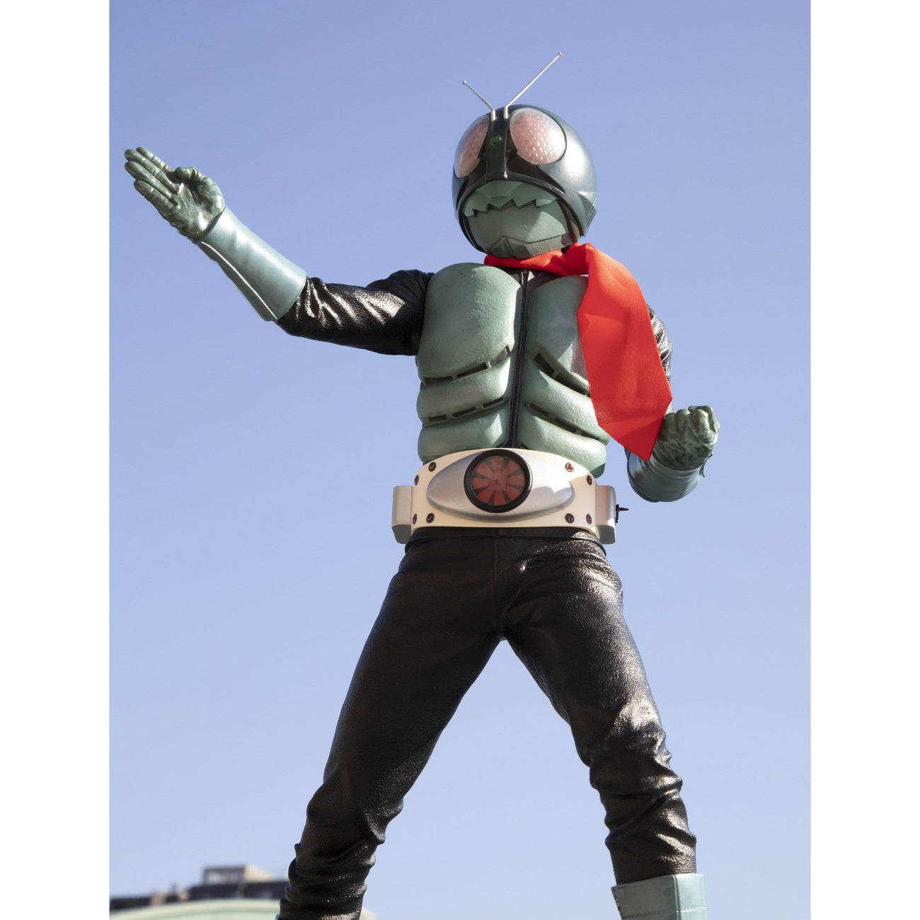 kamen-rider-ultimate-article-masked-rider-figur-40-cm-statue image 8