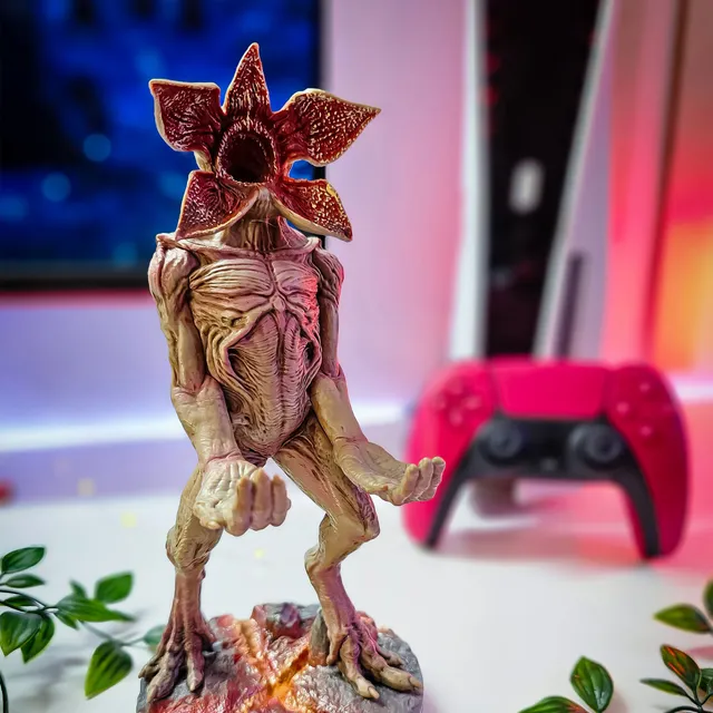 elbenwald-stranger-things-demogorgon-cable-guy-figur-24-cm image 1