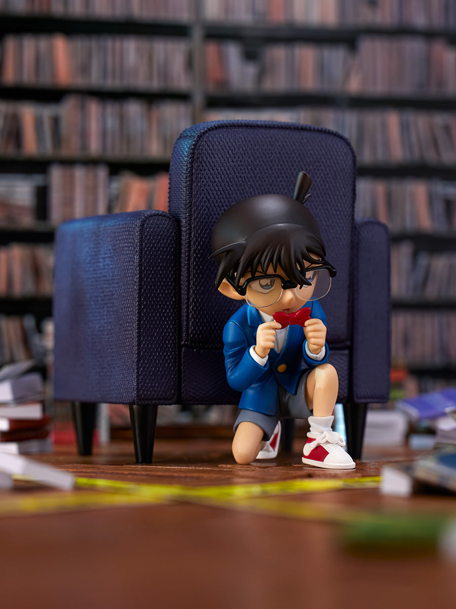 furyu-tenitol-edogawa-conan-figur-detektiv-conan-sofa image 3