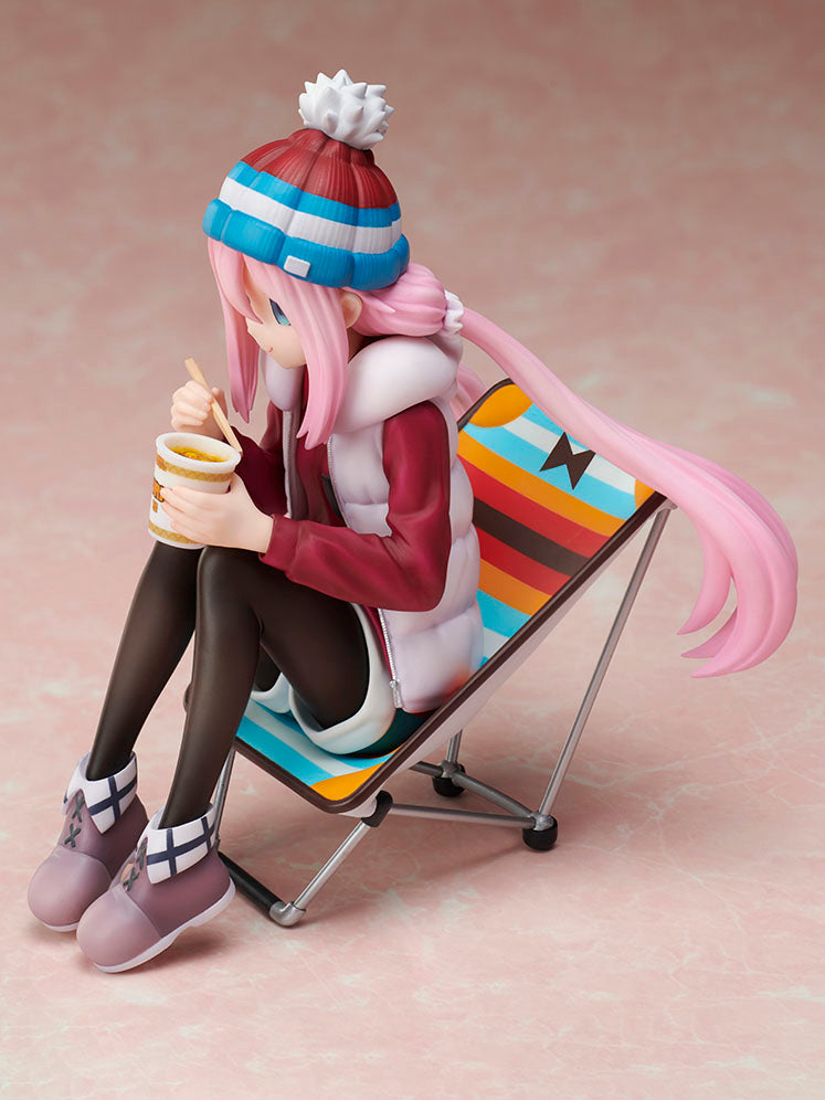 furyu-nadeshiko-premium-noodle-stopper-1-8-figur-yuru-camp image 3