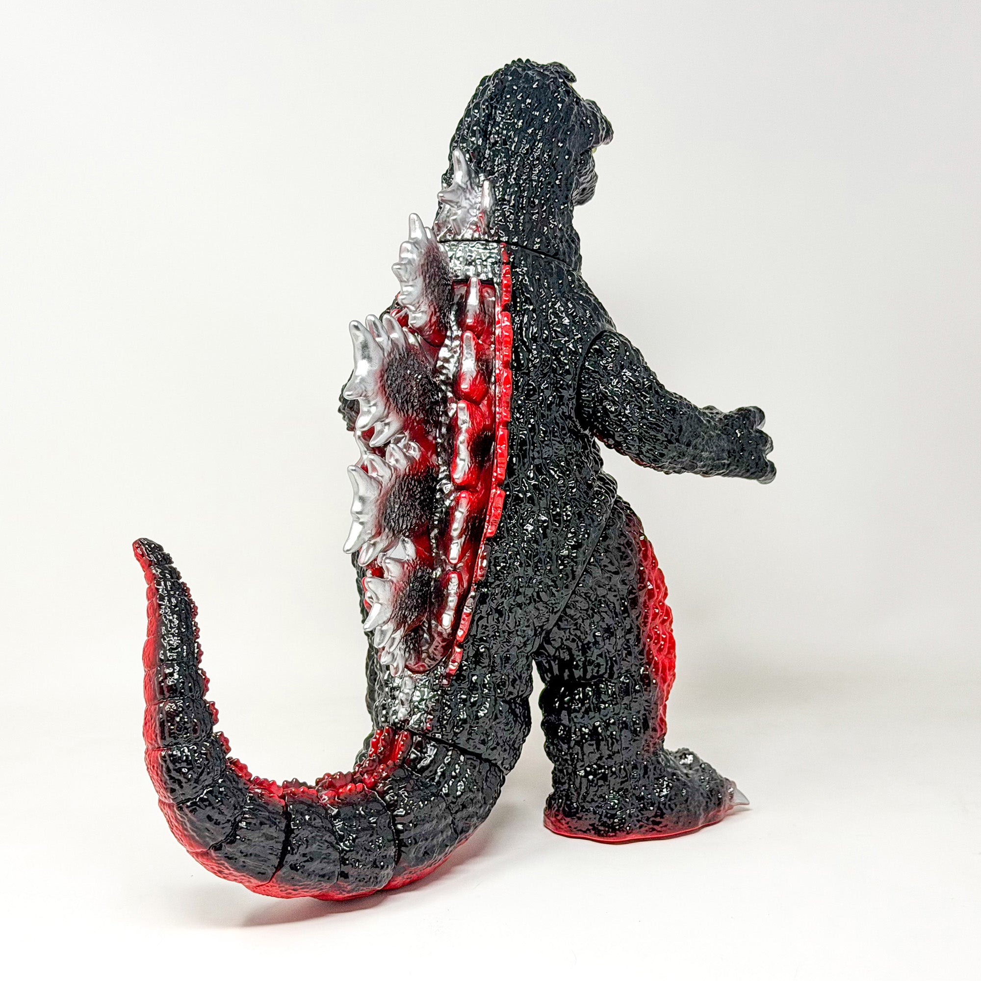 spiral-godzilla-1965-sofubi-figur-rot-30-cm image 5