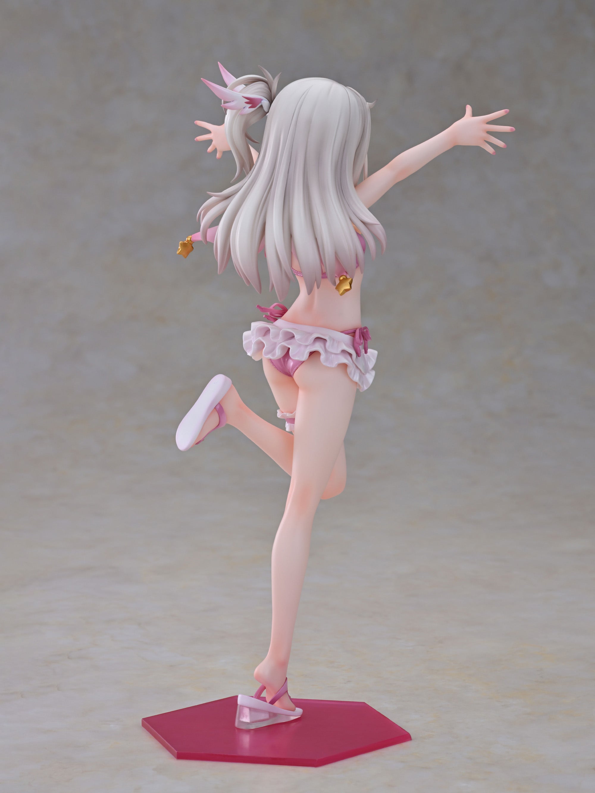 furyu-f-nex-illya-swimsuit-figur-1-7-prisma-illya image 8