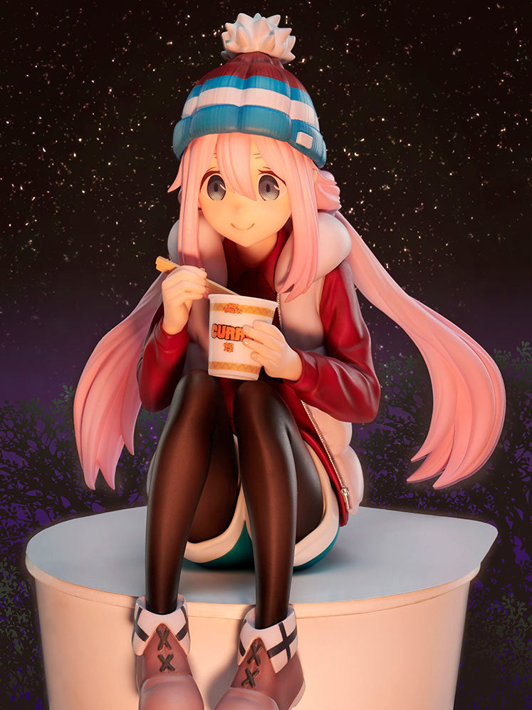 furyu-nadeshiko-premium-noodle-stopper-1-8-figur-yuru-camp image 7