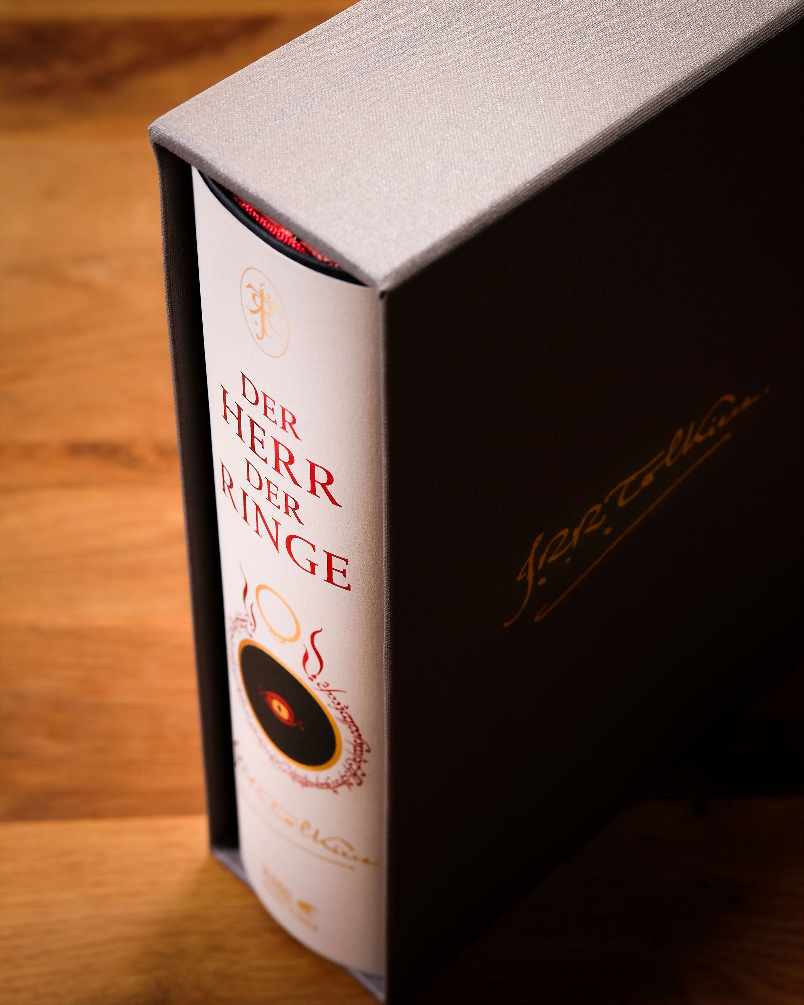 elbenwald-herr-der-ringe-luxusausgabe-buch-schuber image 3
