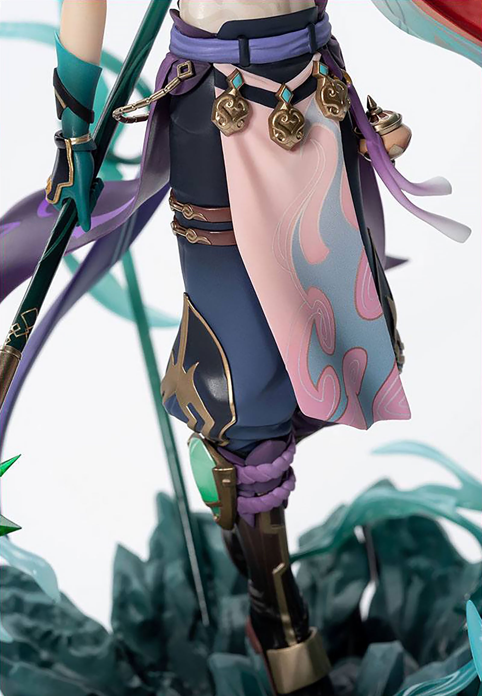 genshin-impact-xiao-figur-guardian-yaksha-27-cm-1-7 image 4