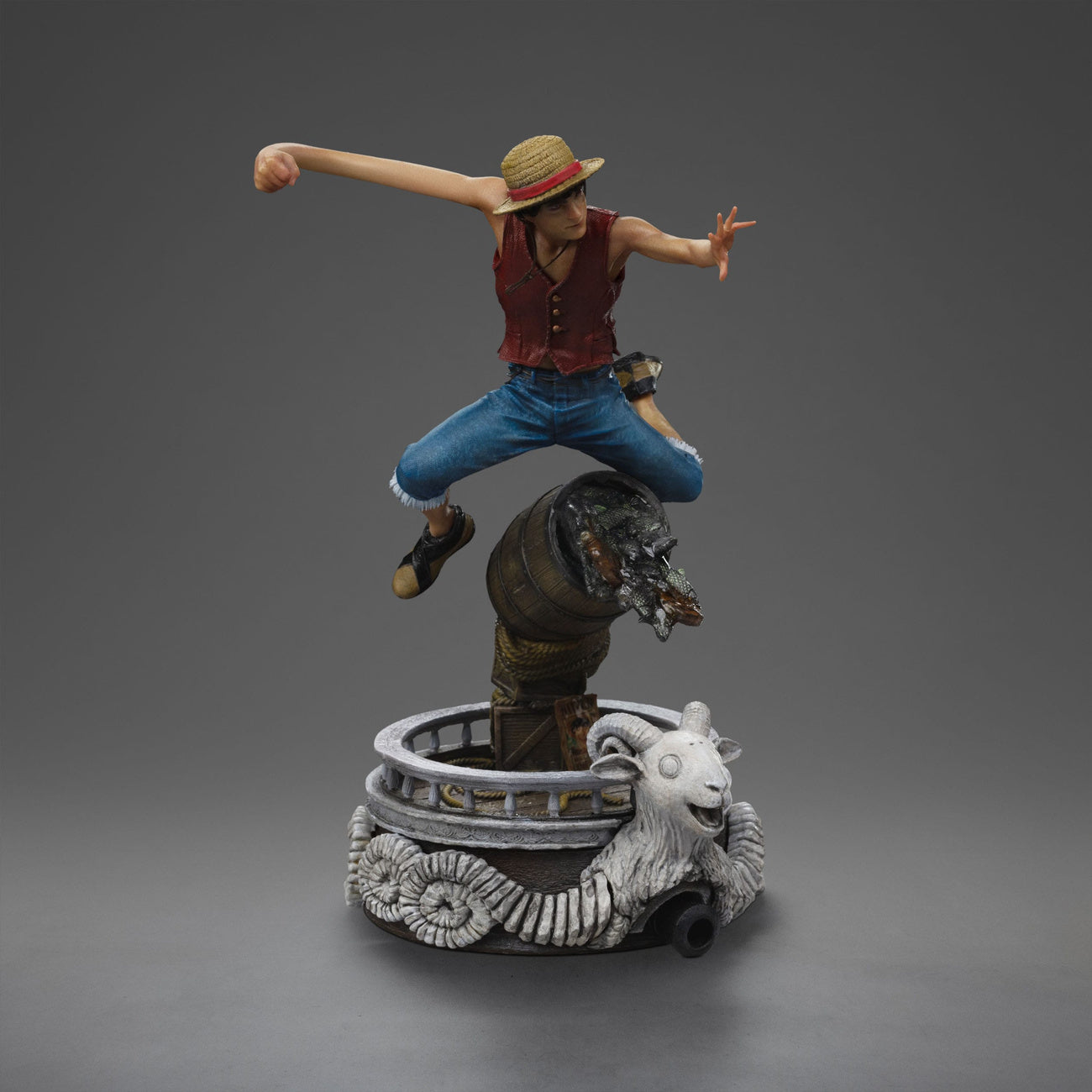 iron-studios-one-piece-luffy-art-scale-statue-1-10-23-cm image 2
