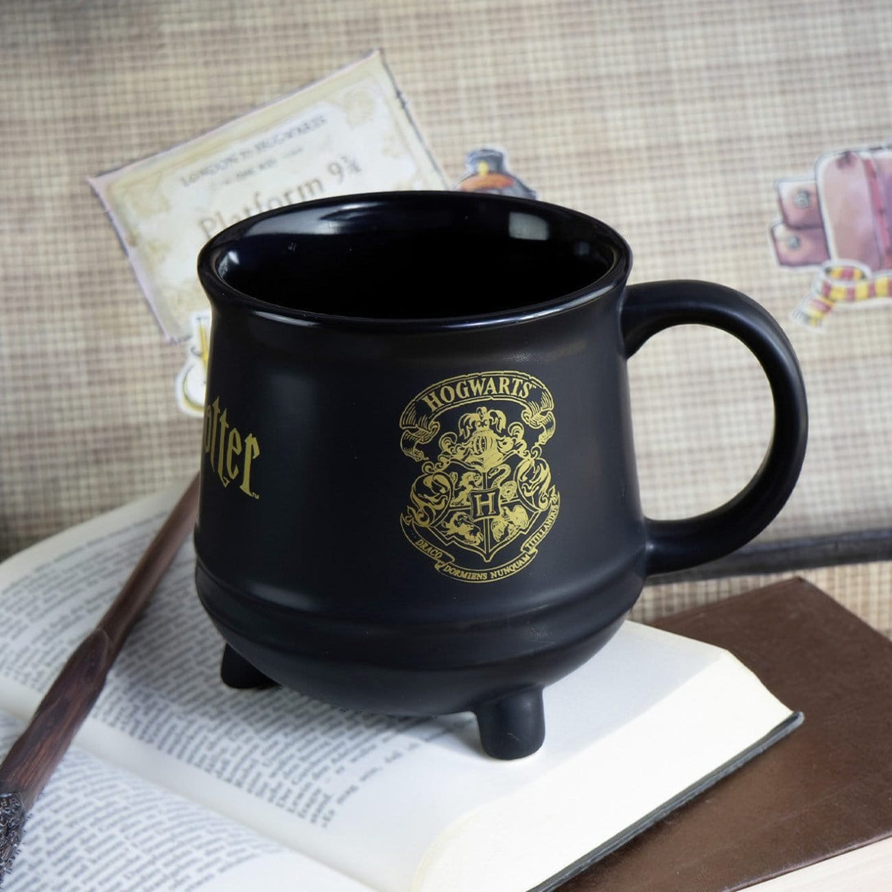 harry-potter-hogwarts-kesseltasse-560ml-wappen-steingut image 2