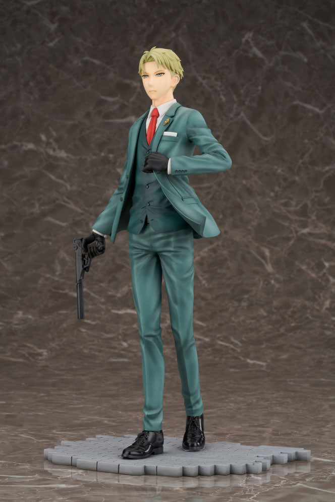 furyu-f-nex-lloyd-forger-1-7-figur-spy-x-family-anzug image 3