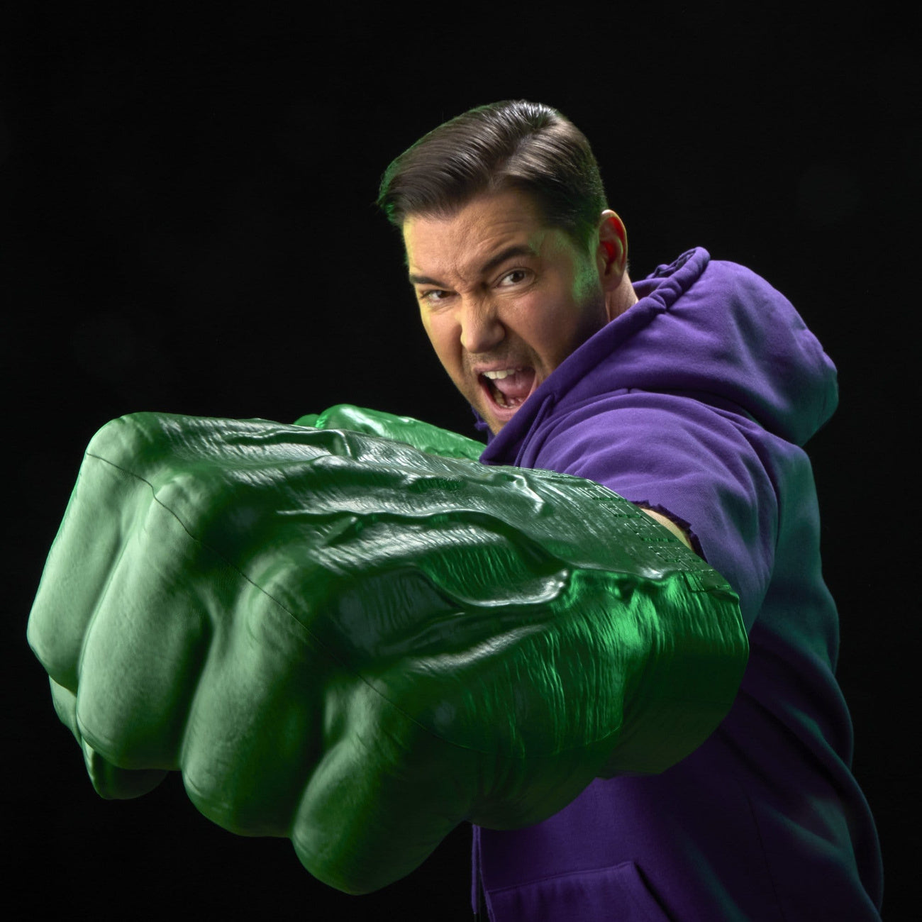 marvel-legends-hulk-premium-roleplay-f-uste-mit-sound image 8