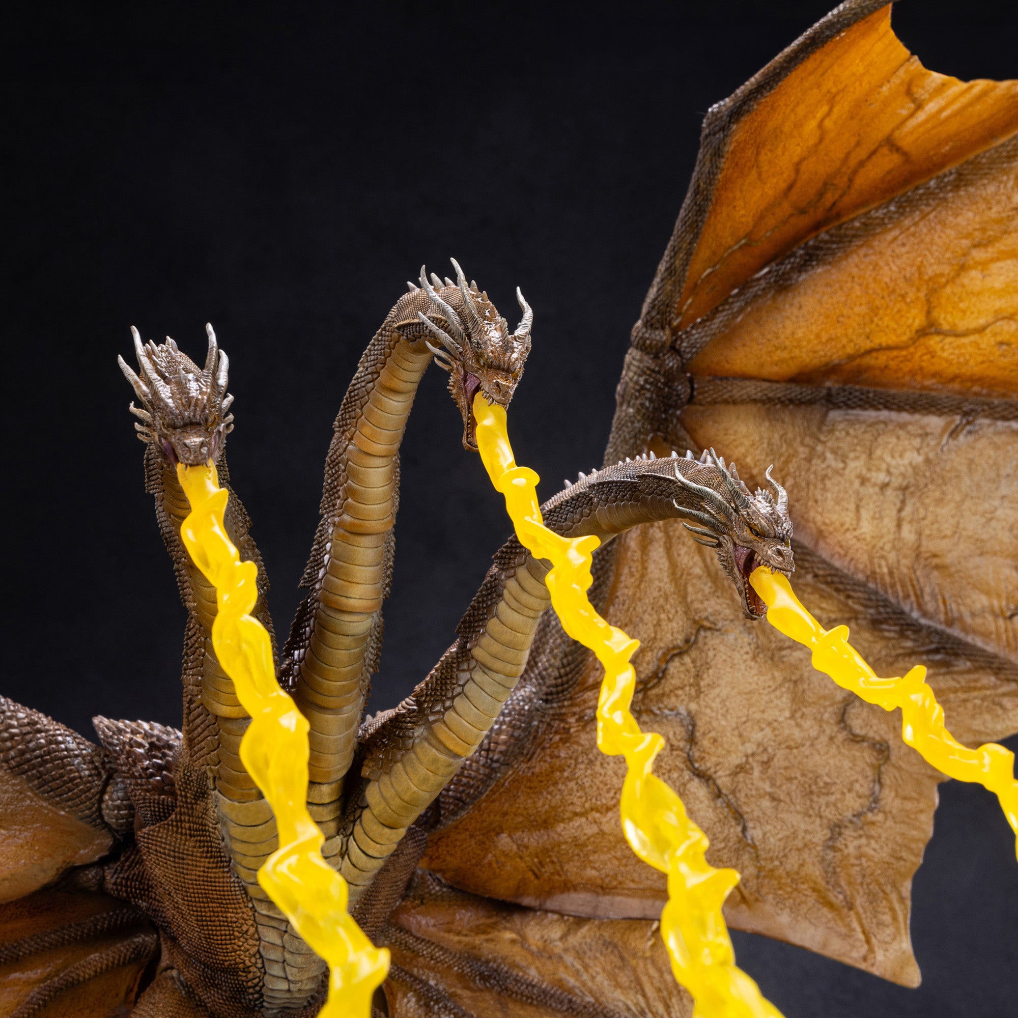 hiya-godzilla-king-ghidorah-2-0-exquisite-basic-figur-34cm image 6