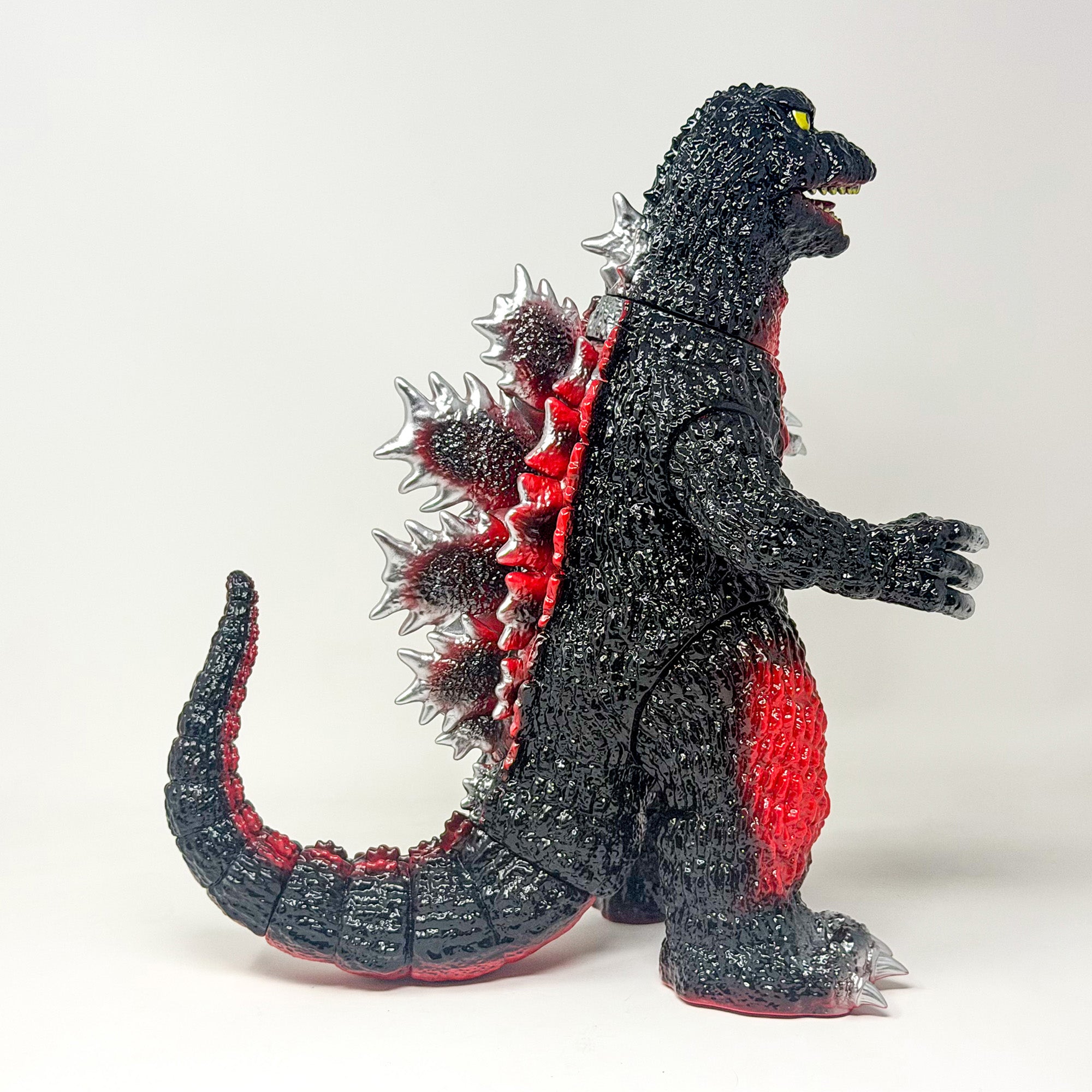 spiral-godzilla-1965-sofubi-figur-rot-30-cm image 4