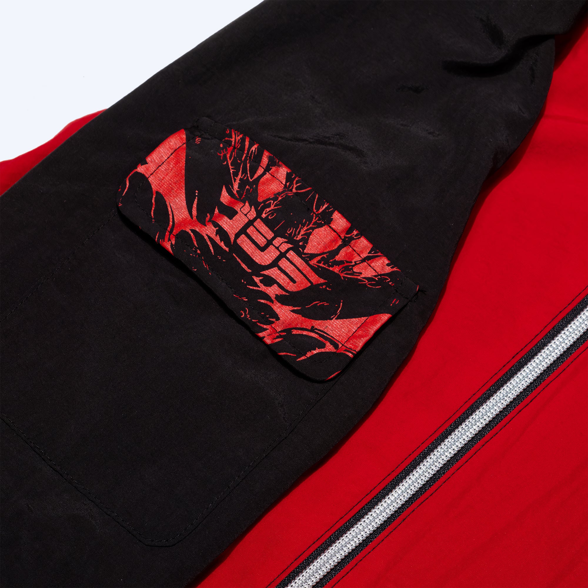 godzilla-essential-track-jacket-trainingsjacke-rot-schwarz-nylon image 5