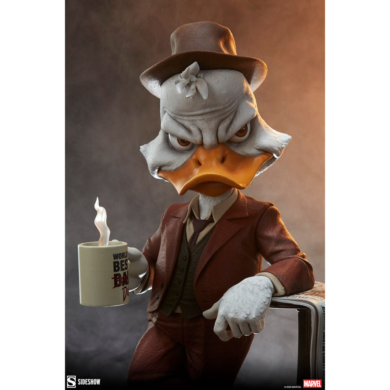 marvel-howard-the-duck-premium-format-statue-28-cm image 5