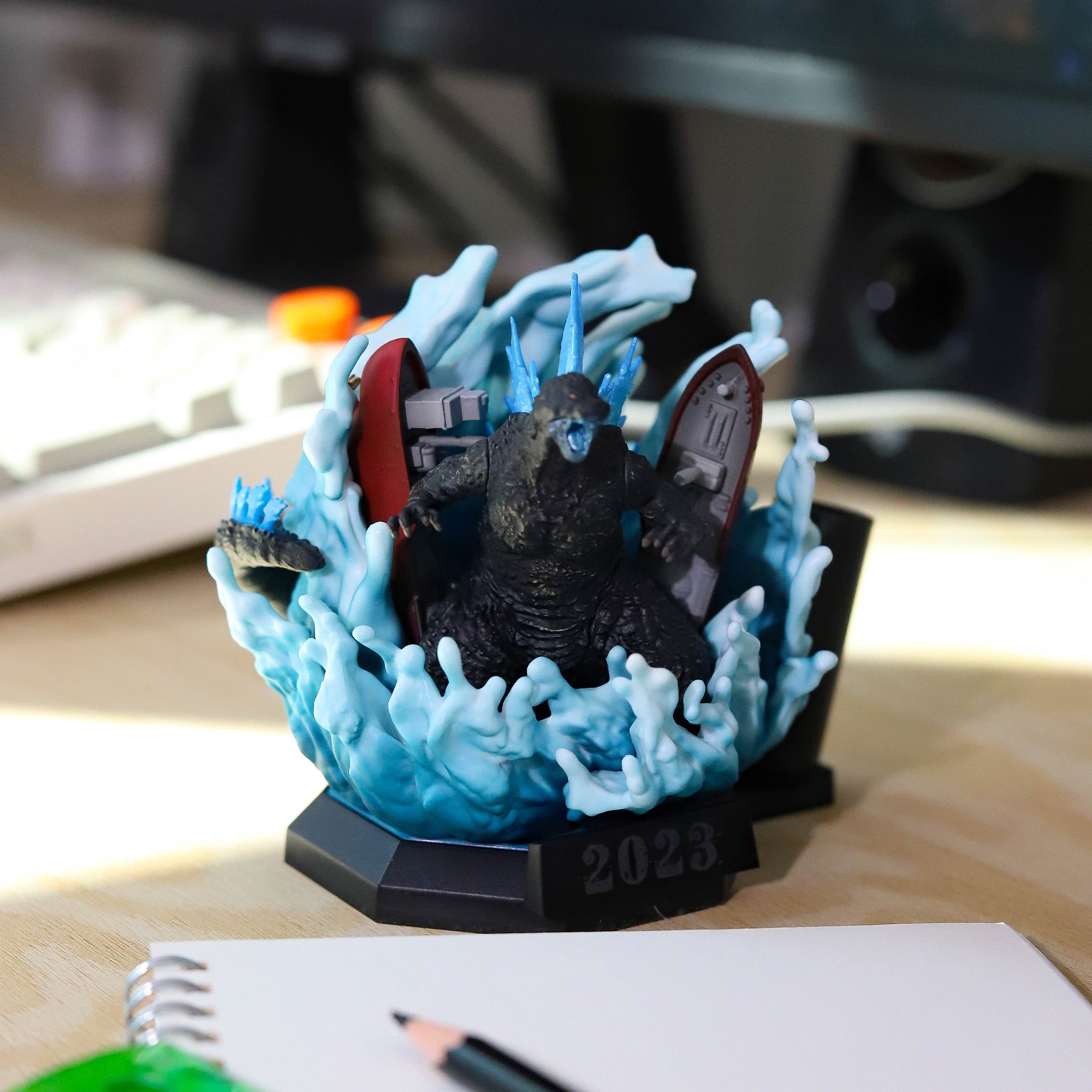 godzilla-minus-one-stiftehalter-desktop-monster-pvc image 6