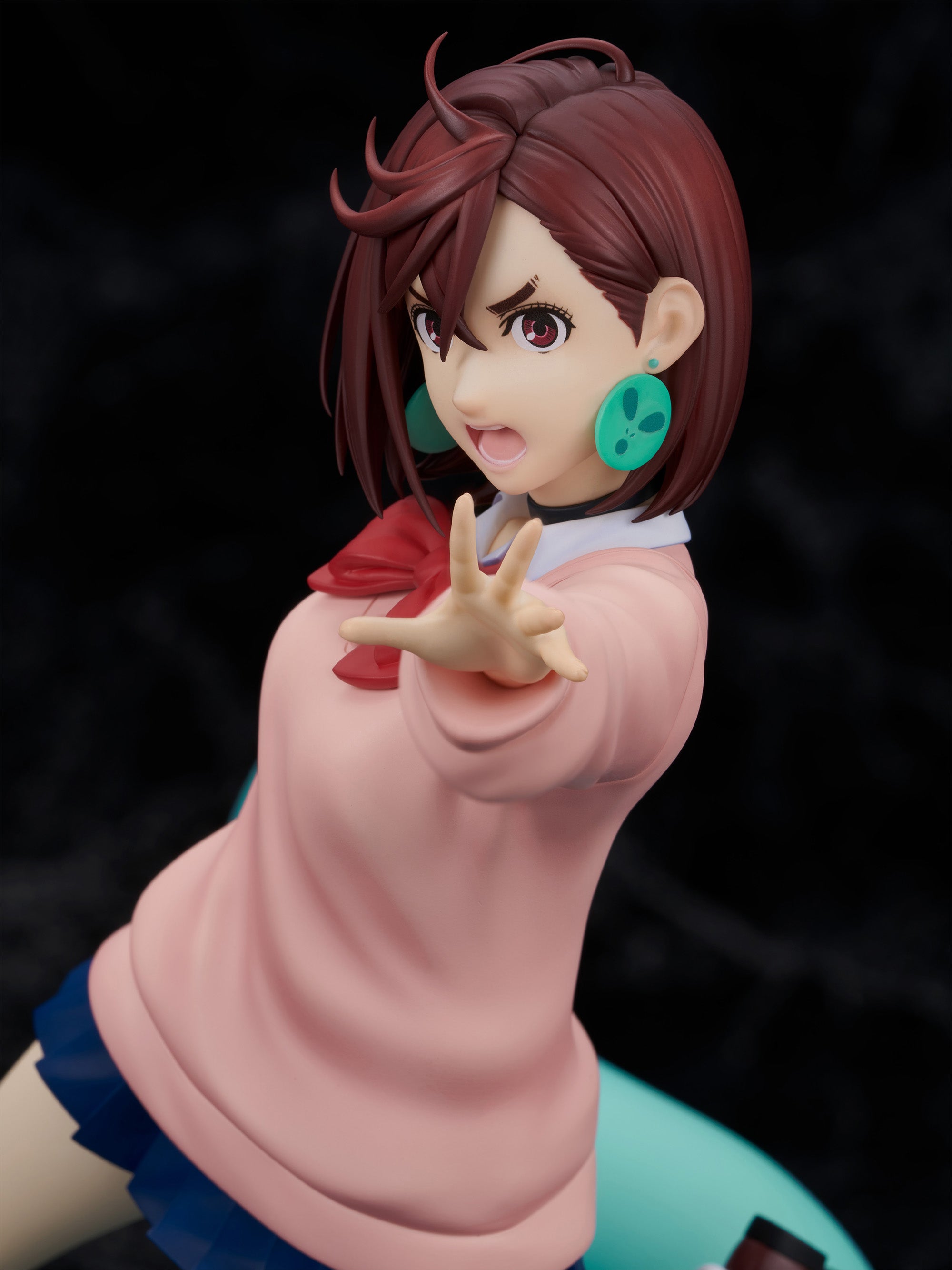 furyu-f-nex-momo-1-7-figur-dandadan-schuluniform image 8