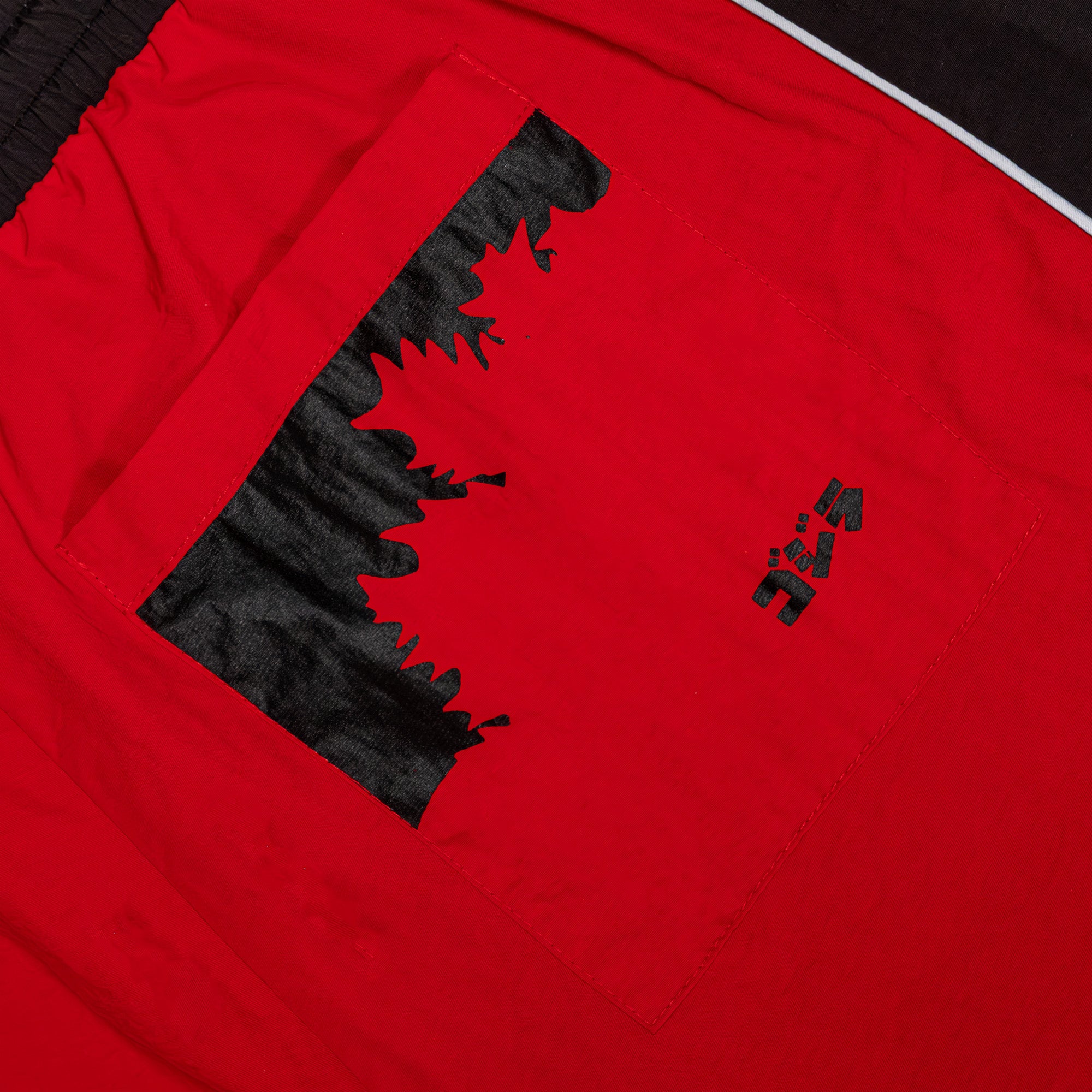 godzilla-essential-track-pant-hose-rot-schwarz-nylon image 5