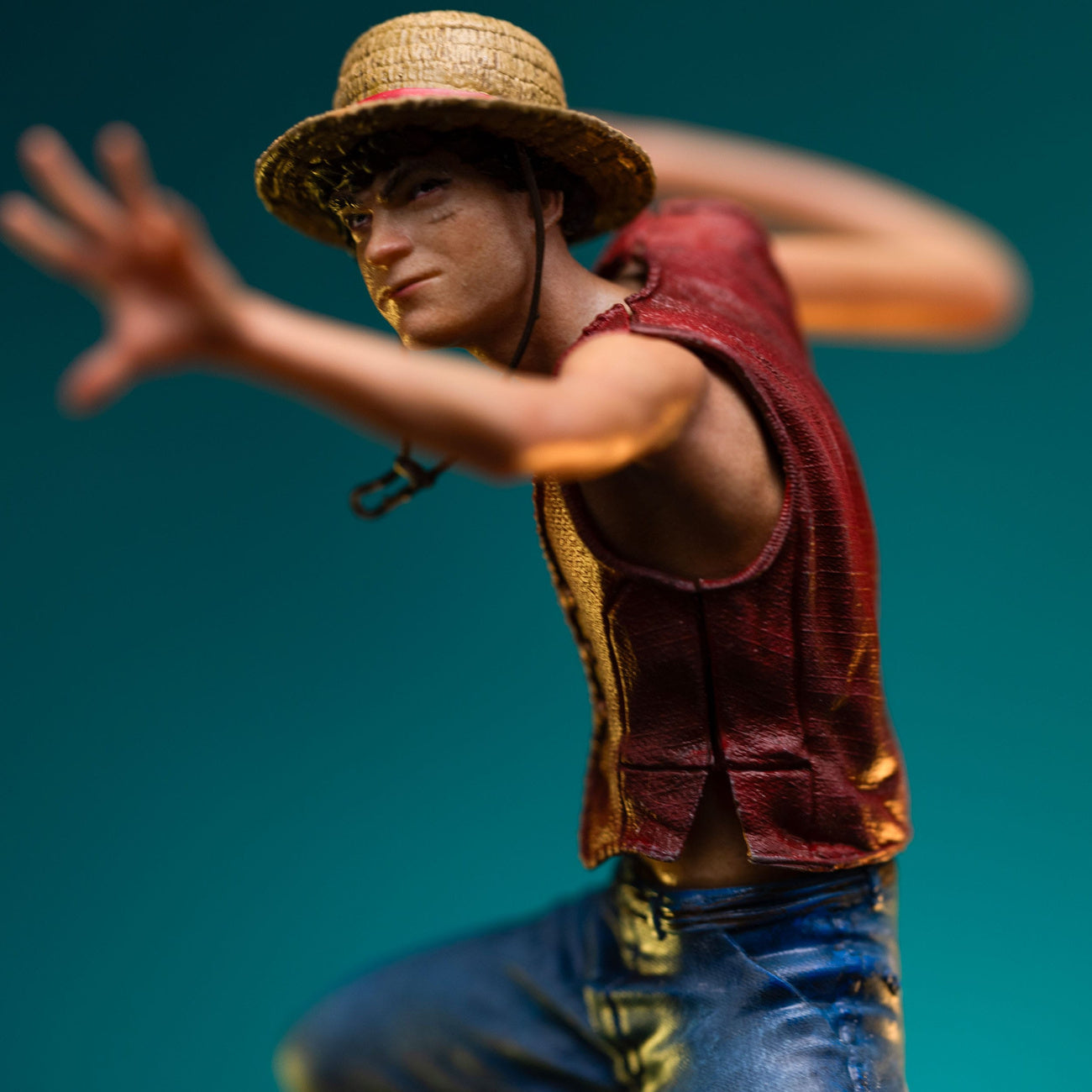 iron-studios-one-piece-luffy-art-scale-statue-1-10-23-cm image 3