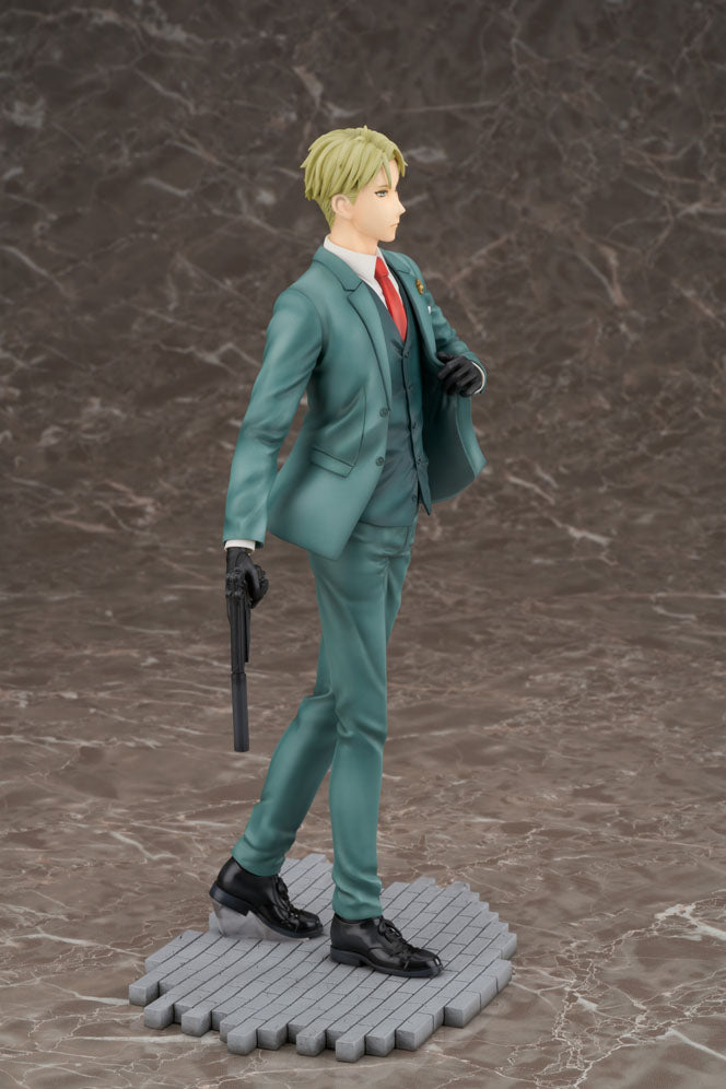 furyu-f-nex-lloyd-forger-1-7-figur-spy-x-family-anzug image 6
