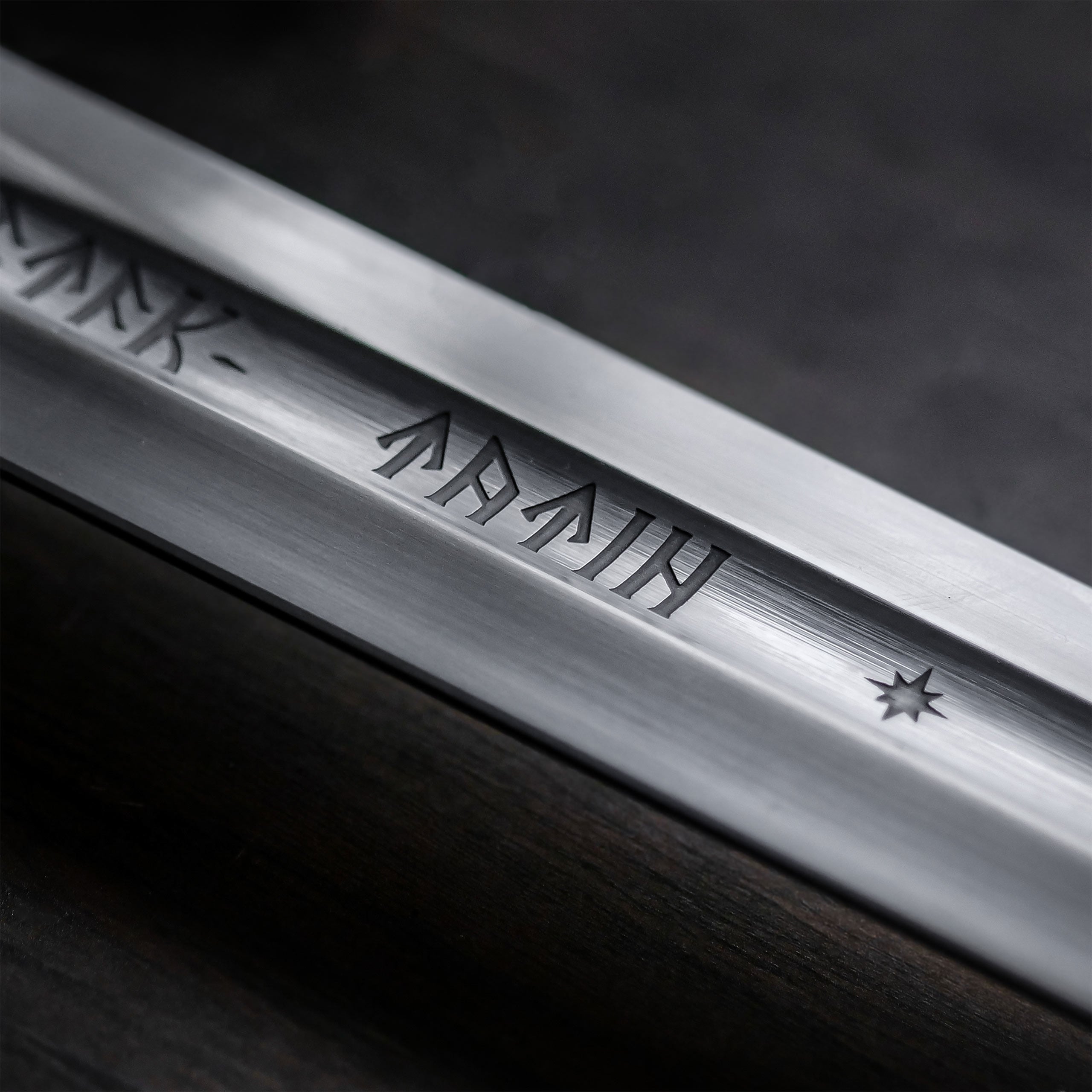 elbenwald-anduril-deko-schwert-flamme-des-westens image 7
