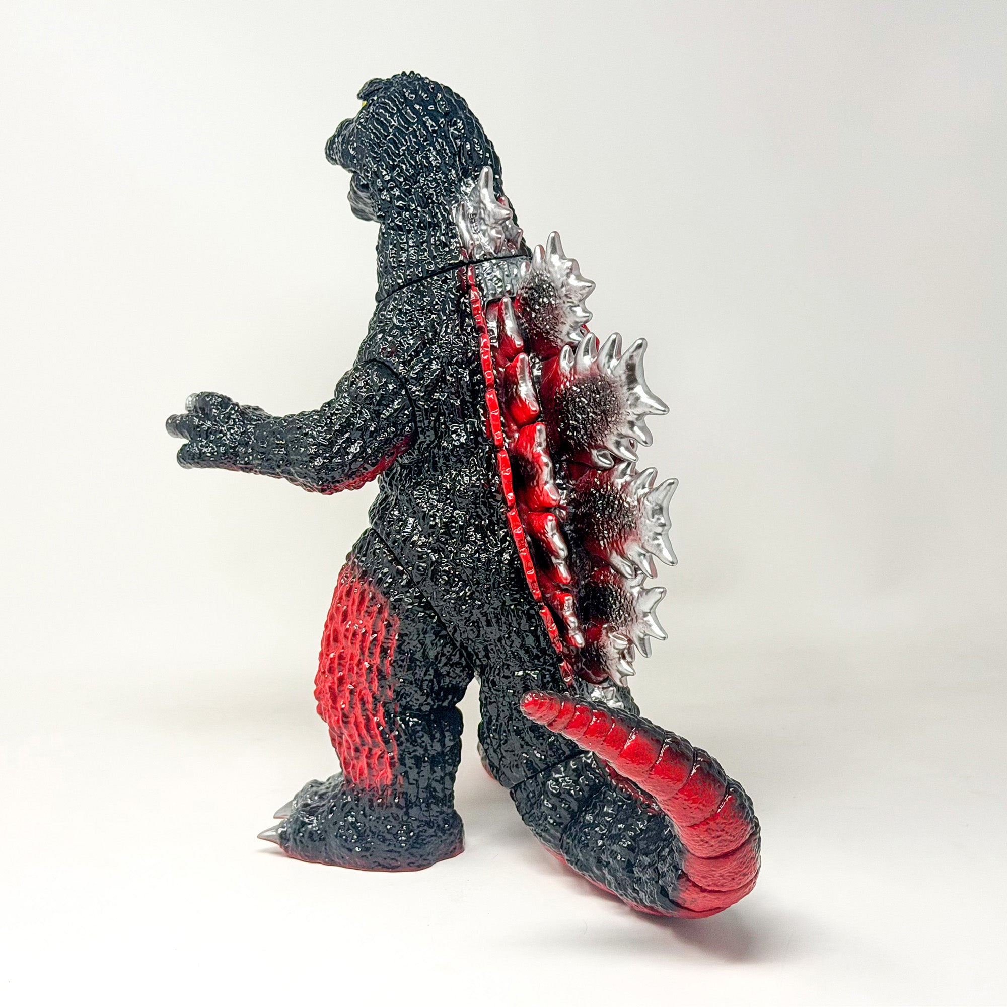spiral-godzilla-1965-sofubi-figur-rot-30-cm image 6