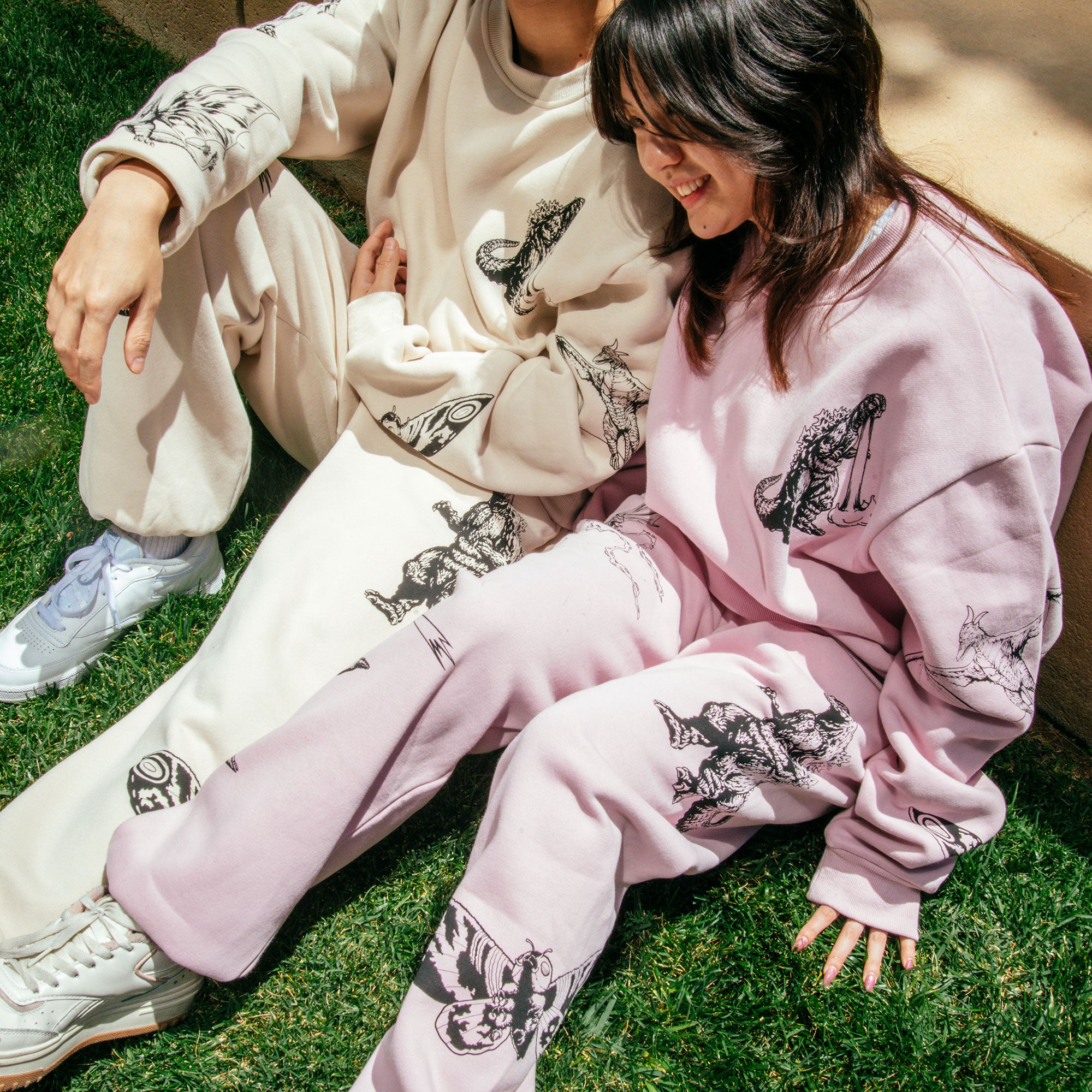 godzilla-kaiju-print-sweatpants-hellrosa-baumwolle-gr-m image 3