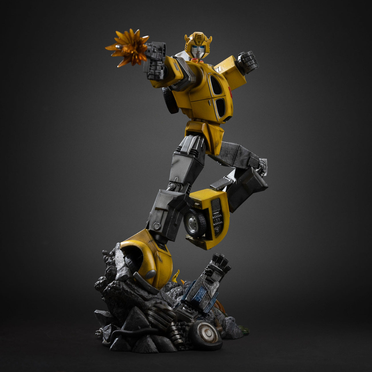 transformers-demi-art-scale-bumblebee-statue-30-cm-1-20 image 2