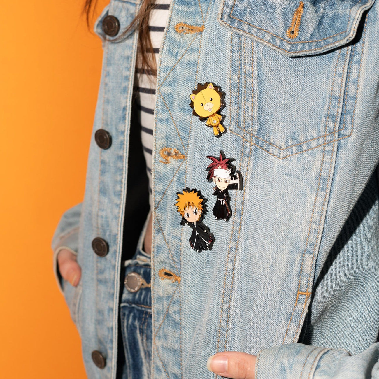elbenwald-bleach-ansteck-pins-4er-set-emaille image 3