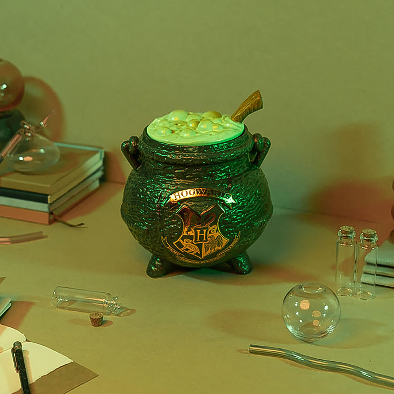 harry-potter-hogwarts-kessel-keksdose-17cm-zauberkessel-dose image 1
