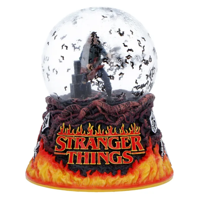 stranger-things-eddie-s-sacrifice-schneekugel-14-cm image 1