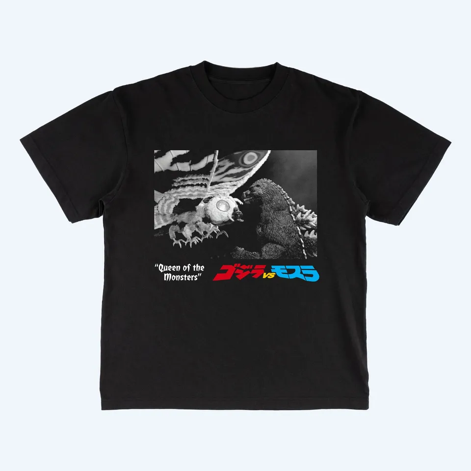 godzilla-apparel-mothra-queen-t-shirt-schwarz-oversize-baumwolle image 1