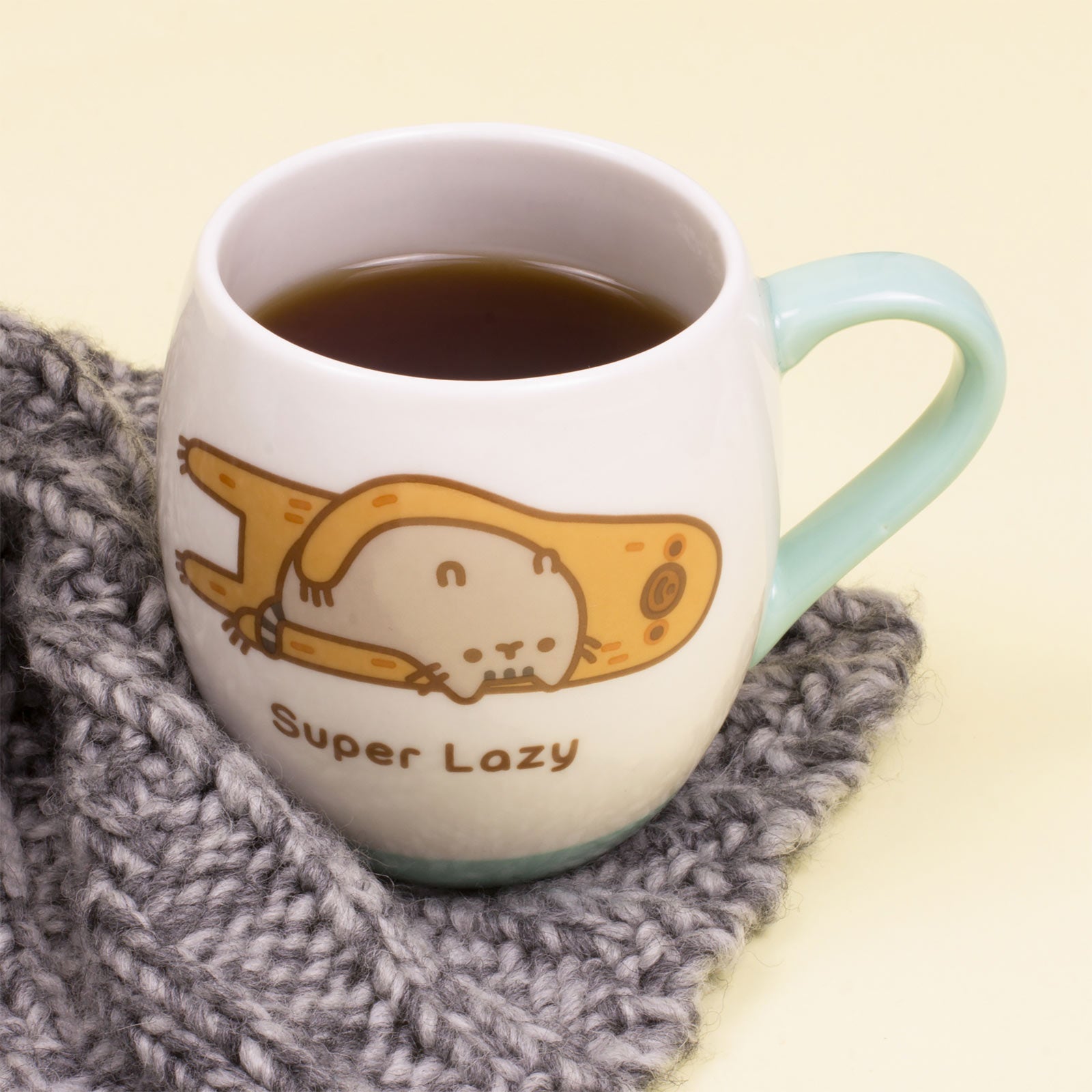 pusheen-lazy-w-rmflasche-mit-tasse-im-set image 3