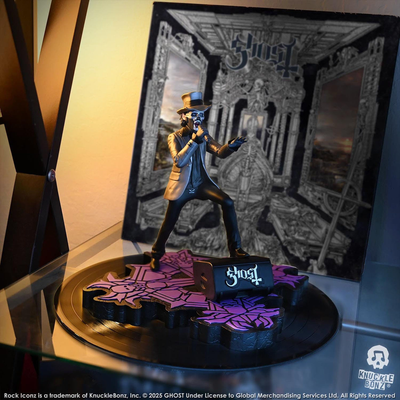 ghost-rock-iconz-papa-v-perpetua-statue-22-cm-resin image 2