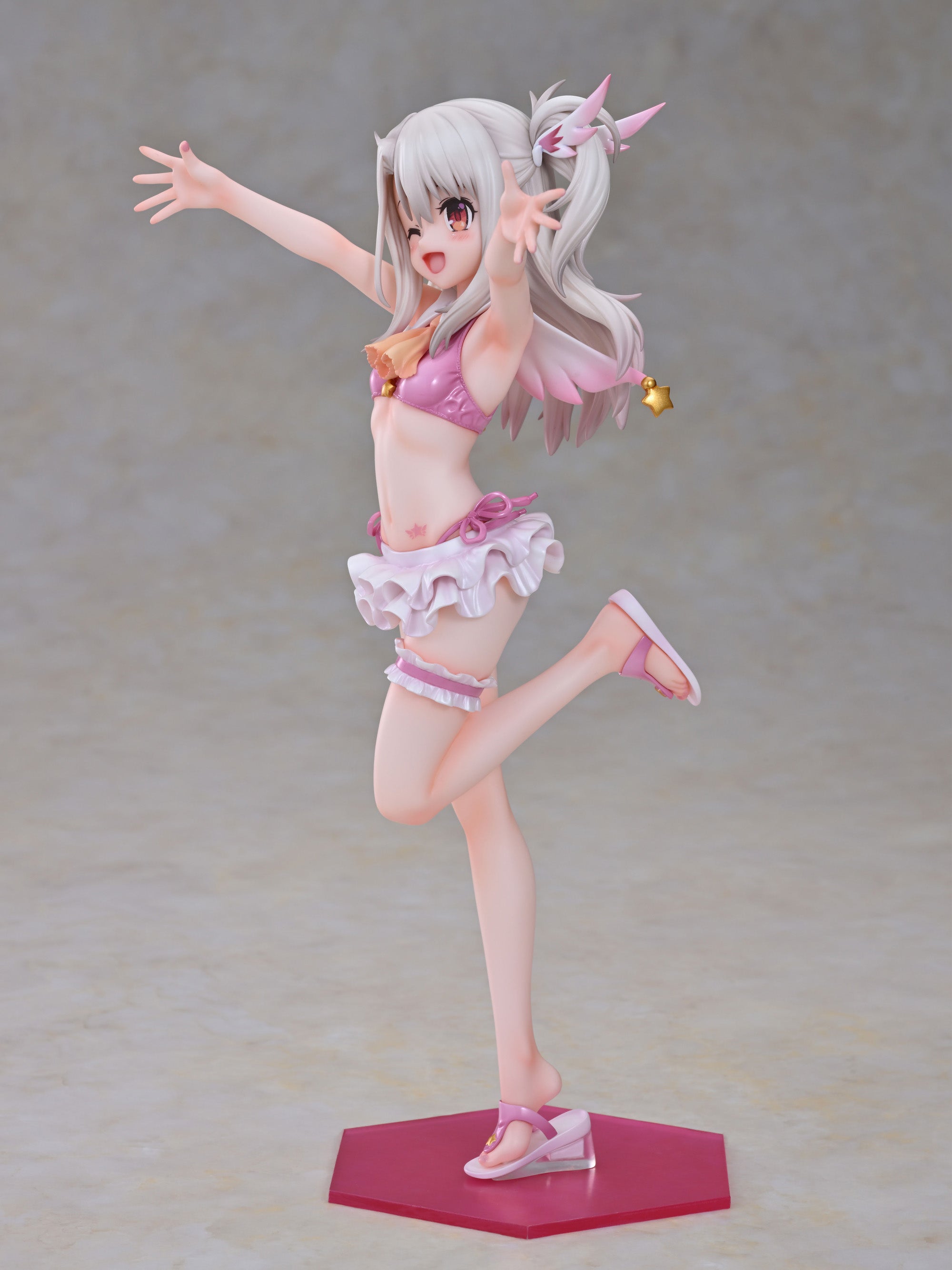 furyu-f-nex-illya-swimsuit-figur-1-7-prisma-illya image 6