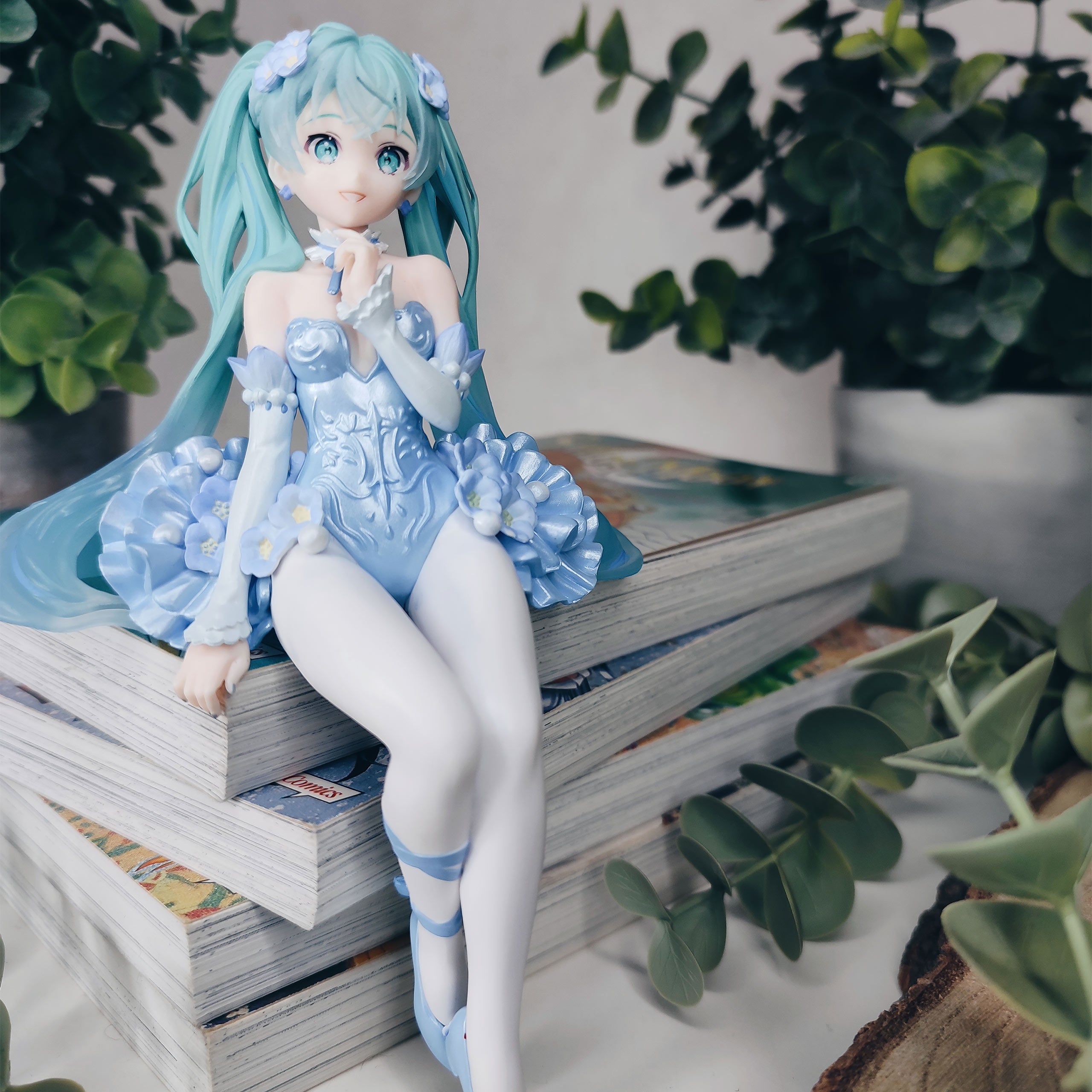 elbenwald-hatsune-miku-noodle-stopper-figur-nemophila-blue image 7