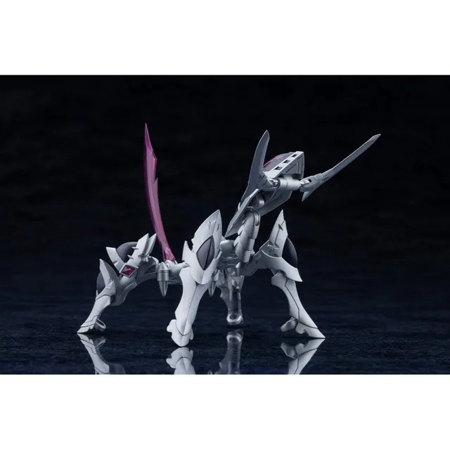 elbenwald-arcanadea-xenoalma-legiant-plastic-model-kit-8cm image 1