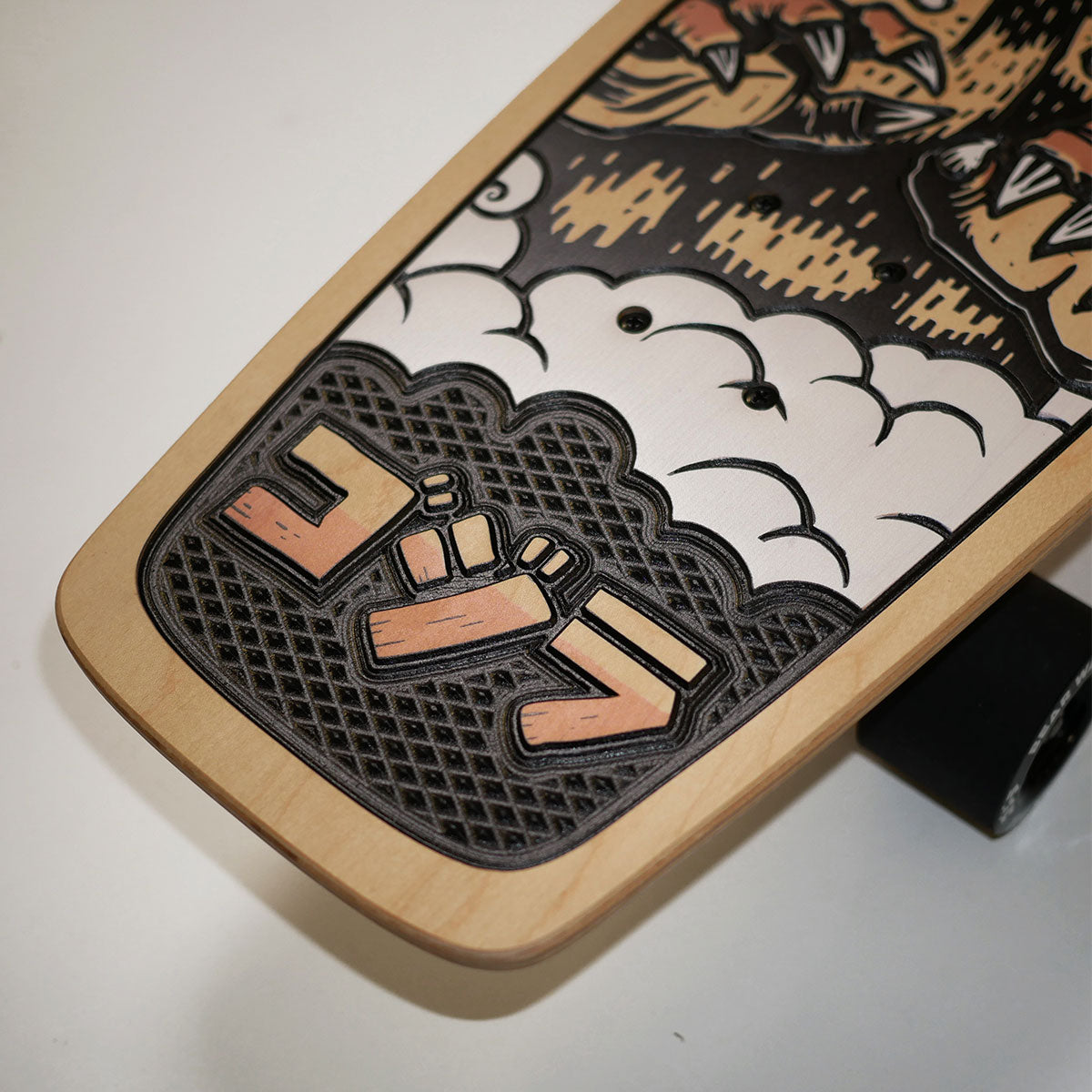 godzilla-collectibles-burning-godzilla-skateboard-deck-limitiert image 5