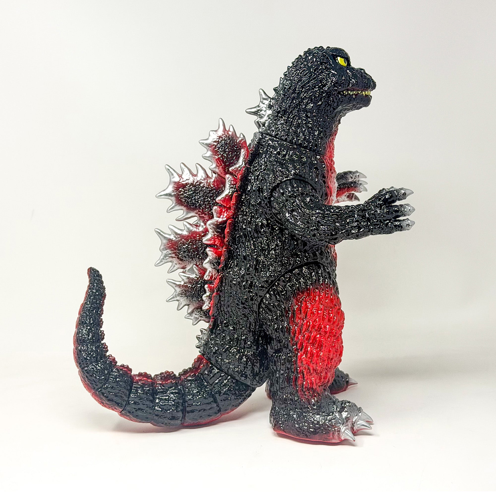godzilla-1965-artisan-dynasty-vinyl-figur-30-cm-rot image 4