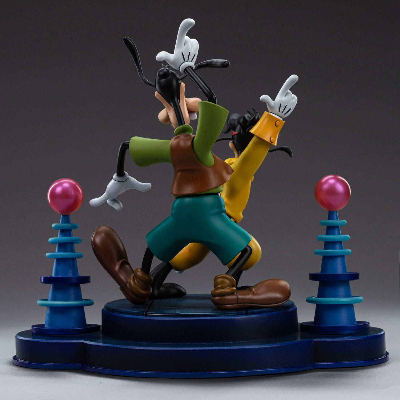 goofy-der-film-goofy-and-max-art-scale-statue-1-10-24-cm image 5