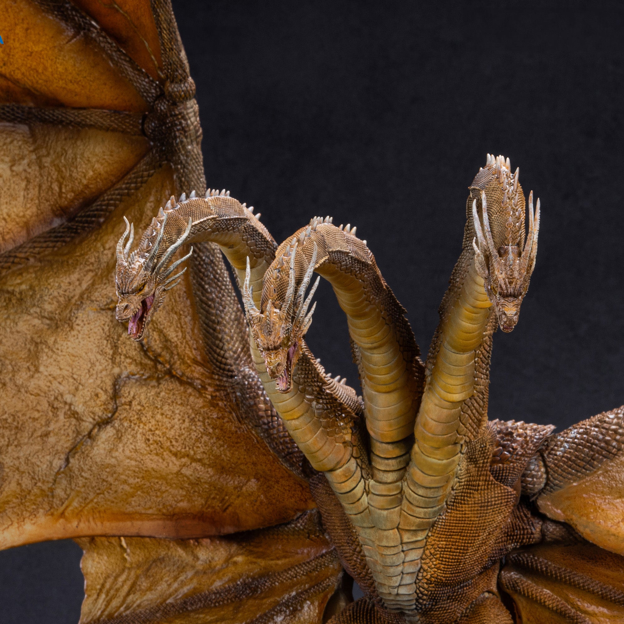 hiya-godzilla-king-ghidorah-2-0-exquisite-basic-figur-34cm image 4