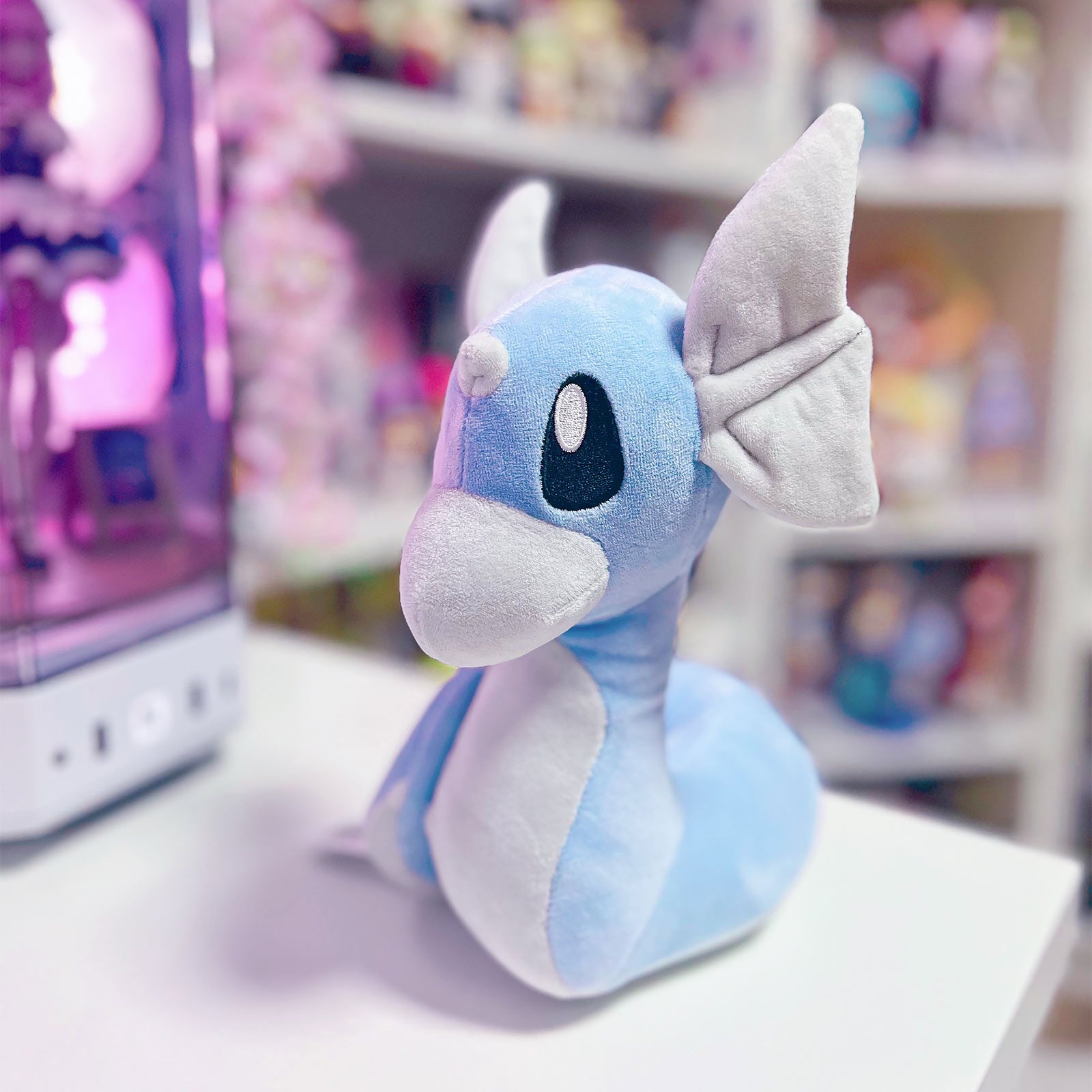 pok-mon-dratini-pl-schfigur-pl-schtier-21-cm-lila-wei image 6
