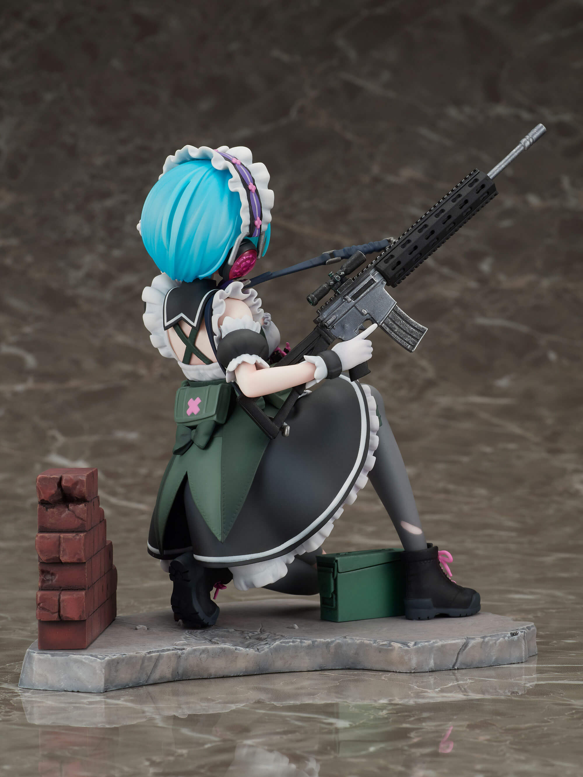 furyu-f-nex-rem-military-1-7-figur-maid-re-zero image 7