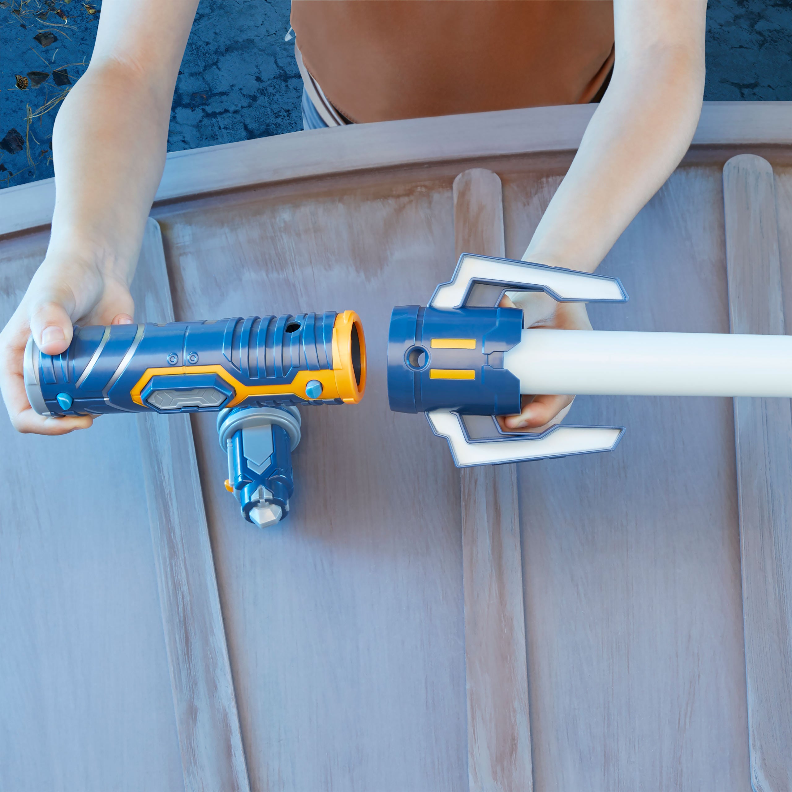 elbenwald-star-wars-ahsoka-tano-forge-lichtschwert-deko image 3