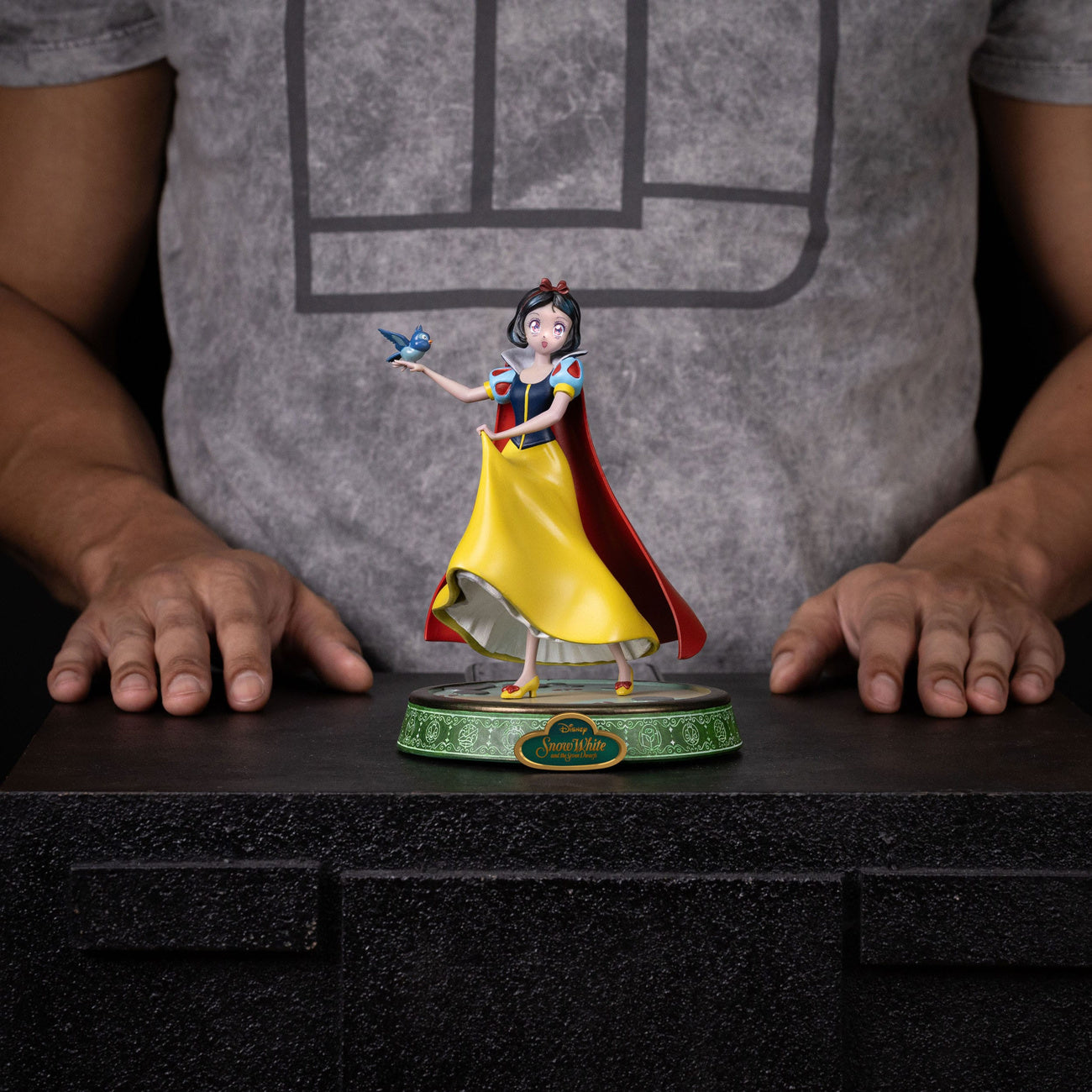 elbenwald-disney-anime-princess-scale-statue-schneewittchen-17cm image 6
