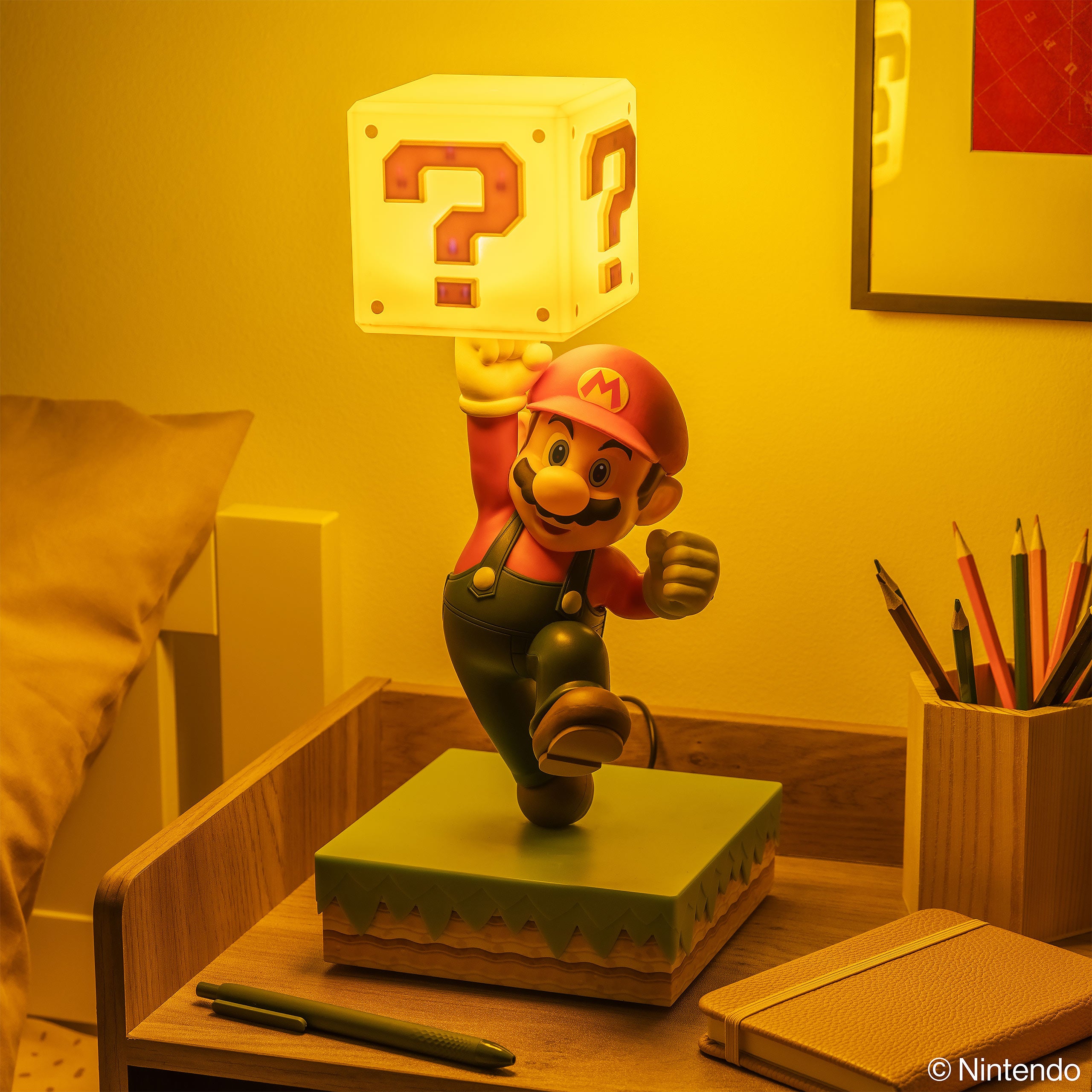 elbenwald-super-mario-diorama-tischlampe-frageblock image 2