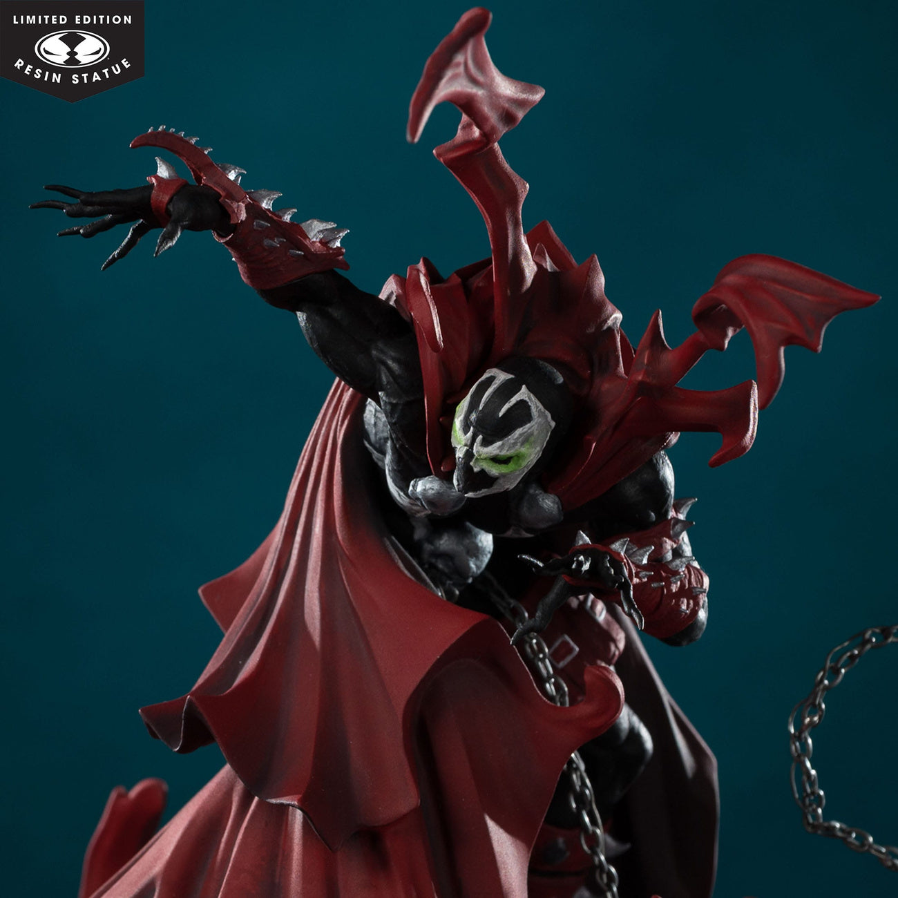 spawn-greg-capullo-statue-1-10-resin-antiheld-collectible image 8